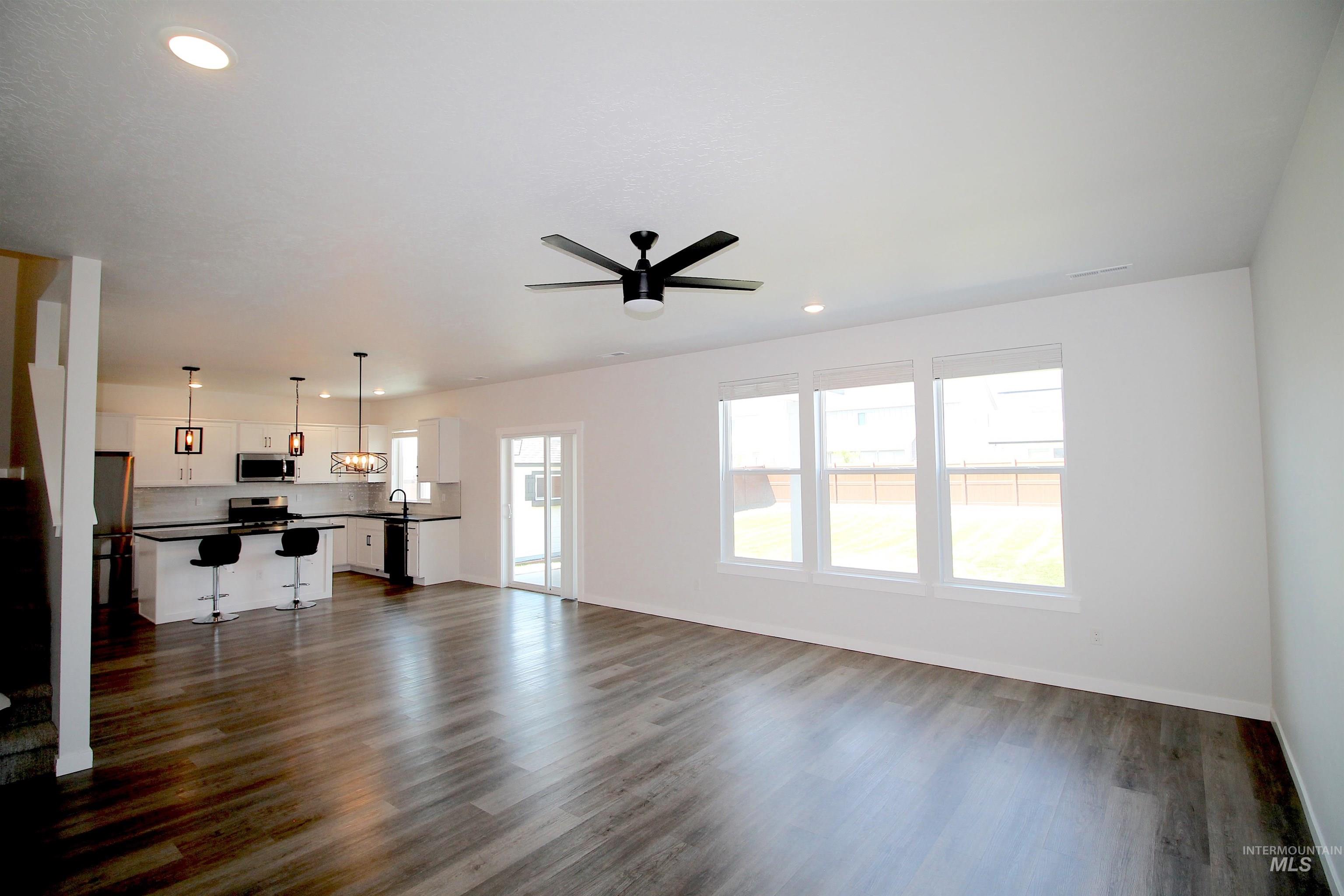 10010 W Lyrical Dr, Boise, Idaho 83709, 4 Bedrooms, 3 Bathrooms, Residential For Sale, Price $635,000,MLS 98990511