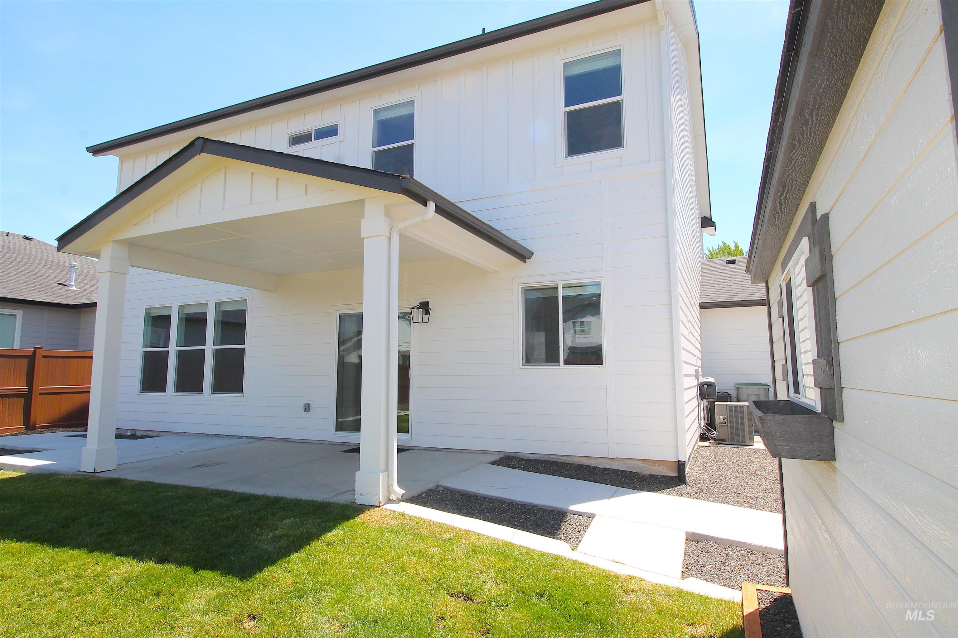 10010 W Lyrical Dr, Boise, Idaho 83709, 4 Bedrooms, 3 Bathrooms, Residential For Sale, Price $635,000,MLS 98990511