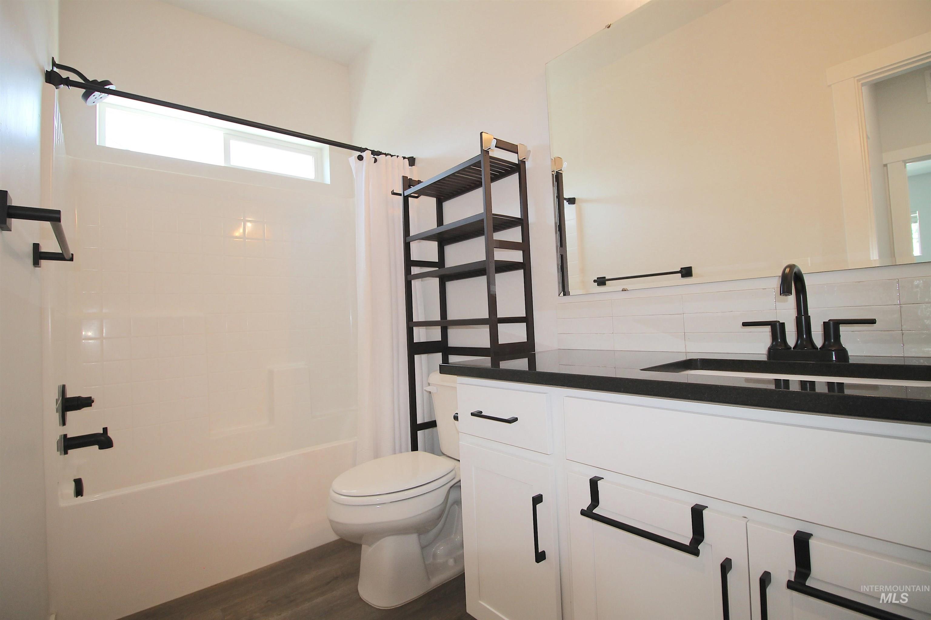 10010 W Lyrical Dr, Boise, Idaho 83709, 4 Bedrooms, 3 Bathrooms, Residential For Sale, Price $635,000,MLS 98990511