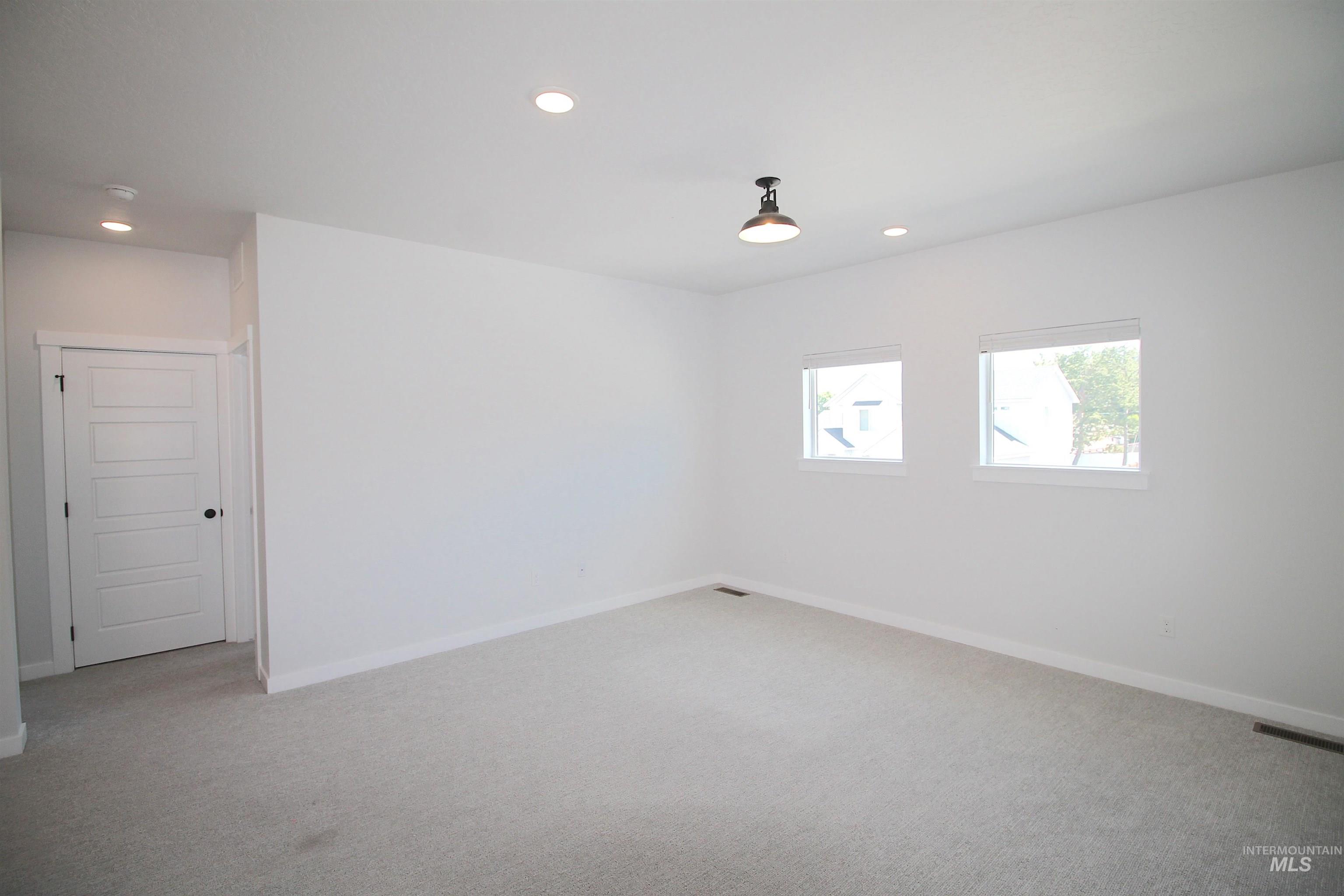 10010 W Lyrical Dr, Boise, Idaho 83709, 4 Bedrooms, 3 Bathrooms, Residential For Sale, Price $635,000,MLS 98990511