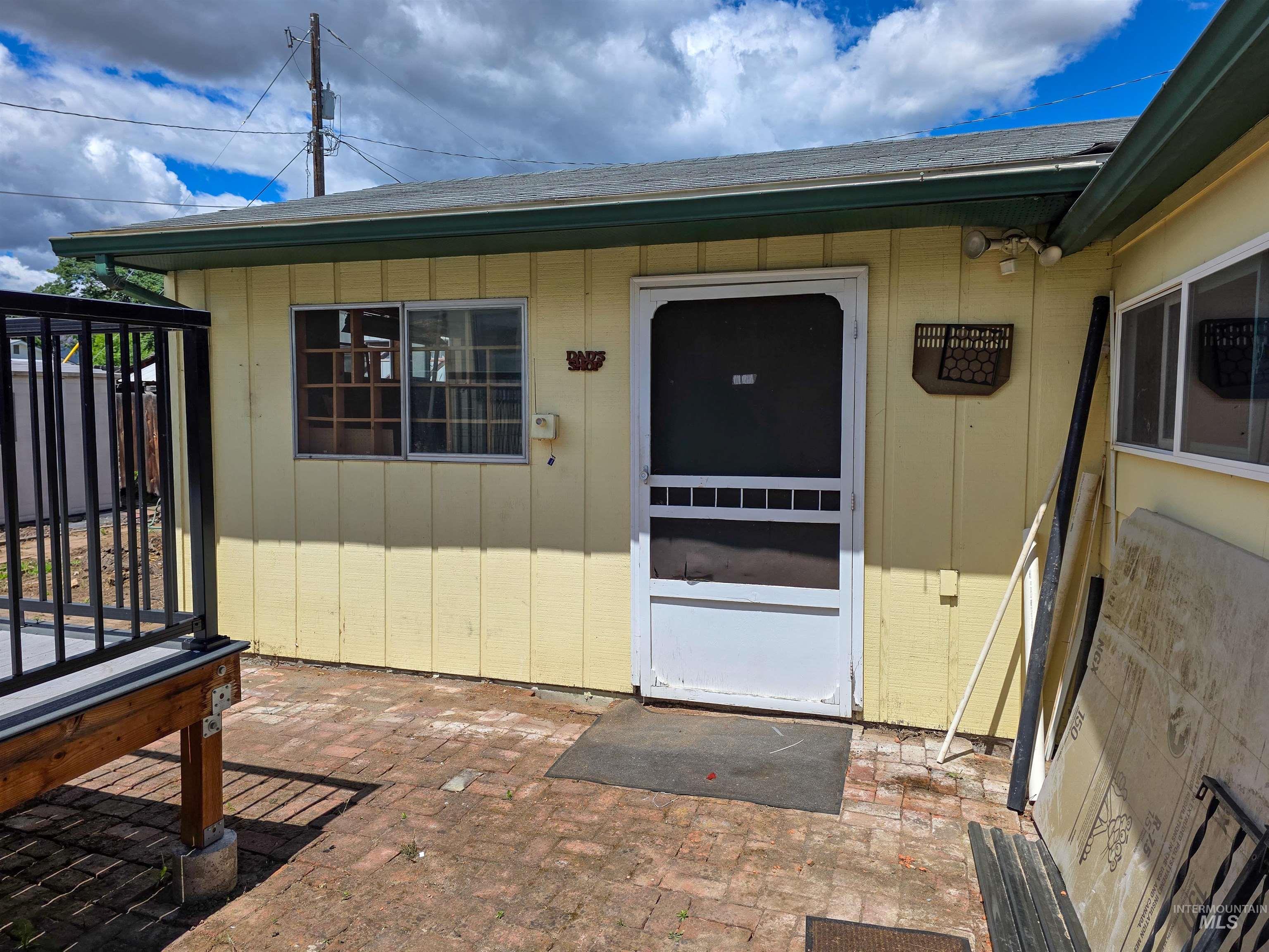 1234 Libby St., Clarkston, Washington 99403, 3 Bedrooms, 2 Bathrooms, Residential For Sale, Price $319,999,MLS 98990512