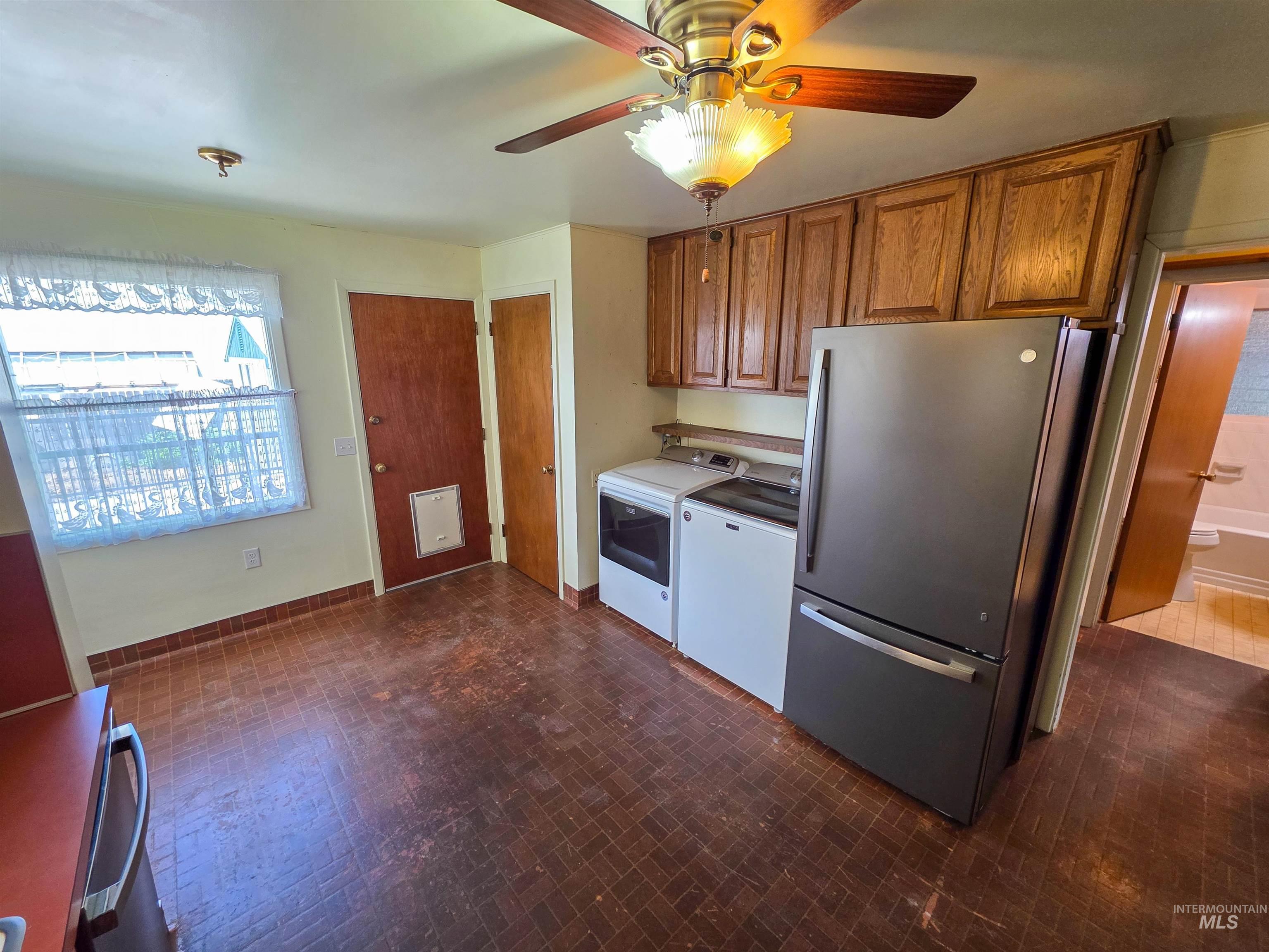 1234 Libby St., Clarkston, Washington 99403, 3 Bedrooms, 2 Bathrooms, Residential For Sale, Price $319,999,MLS 98990512