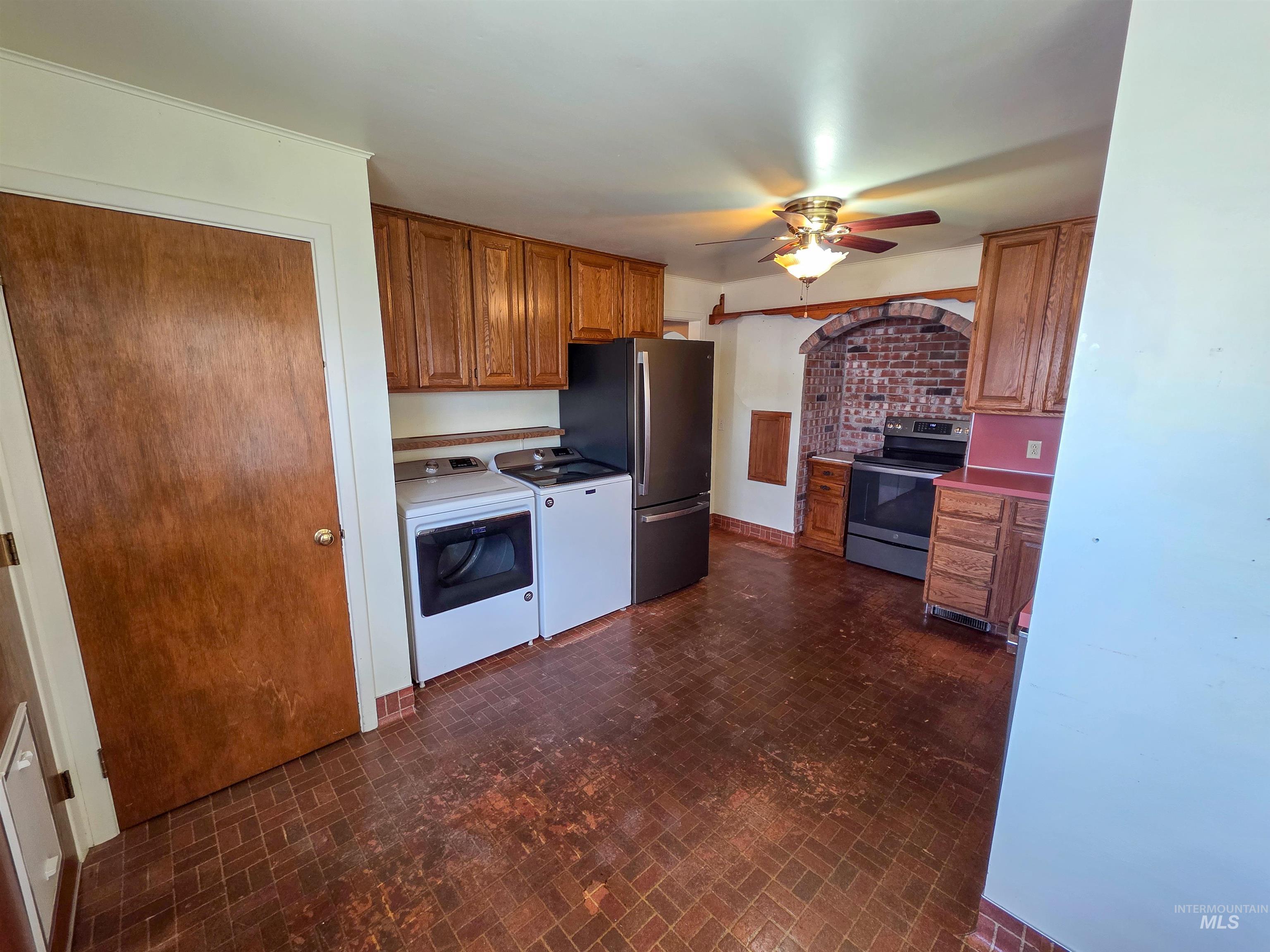 1234 Libby St., Clarkston, Washington 99403, 3 Bedrooms, 2 Bathrooms, Residential For Sale, Price $319,999,MLS 98990512