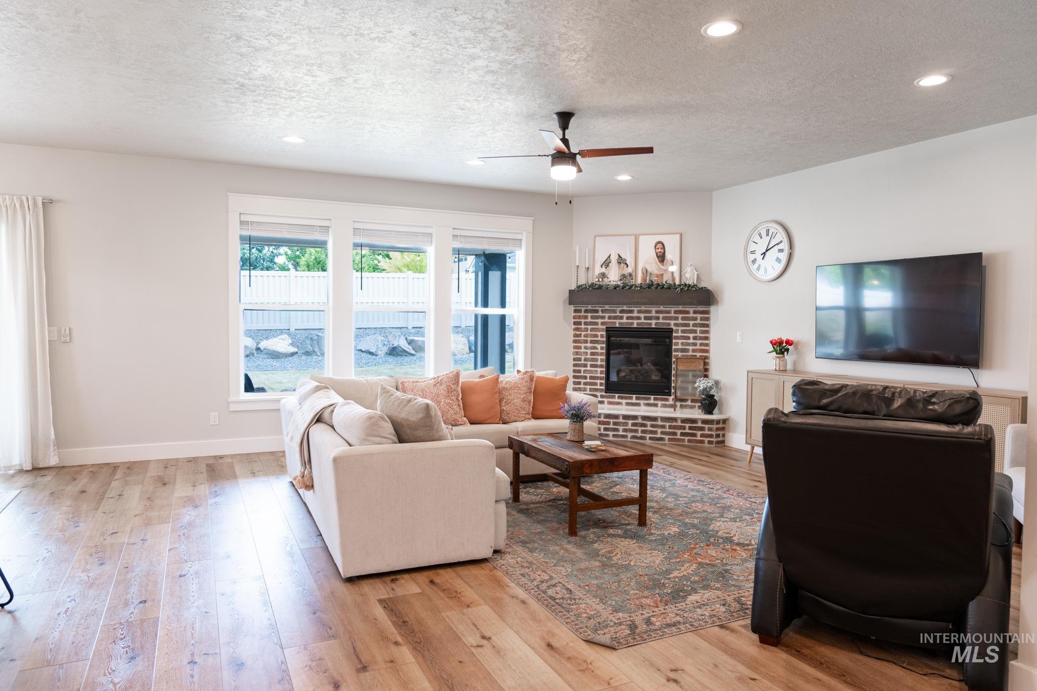 12112 S Culmen Way, Nampa, Idaho 83686-0000, 3 Bedrooms, 2.5 Bathrooms, Residential For Sale, Price $540,000,MLS 98990513