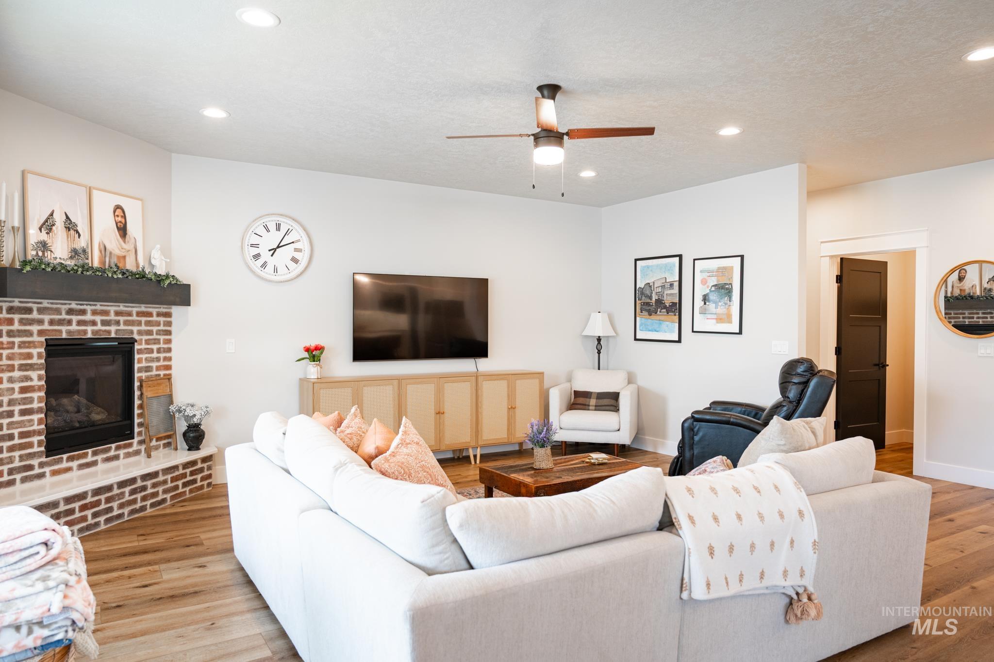 12112 S Culmen Way, Nampa, Idaho 83686-0000, 3 Bedrooms, 2.5 Bathrooms, Residential For Sale, Price $540,000,MLS 98990513