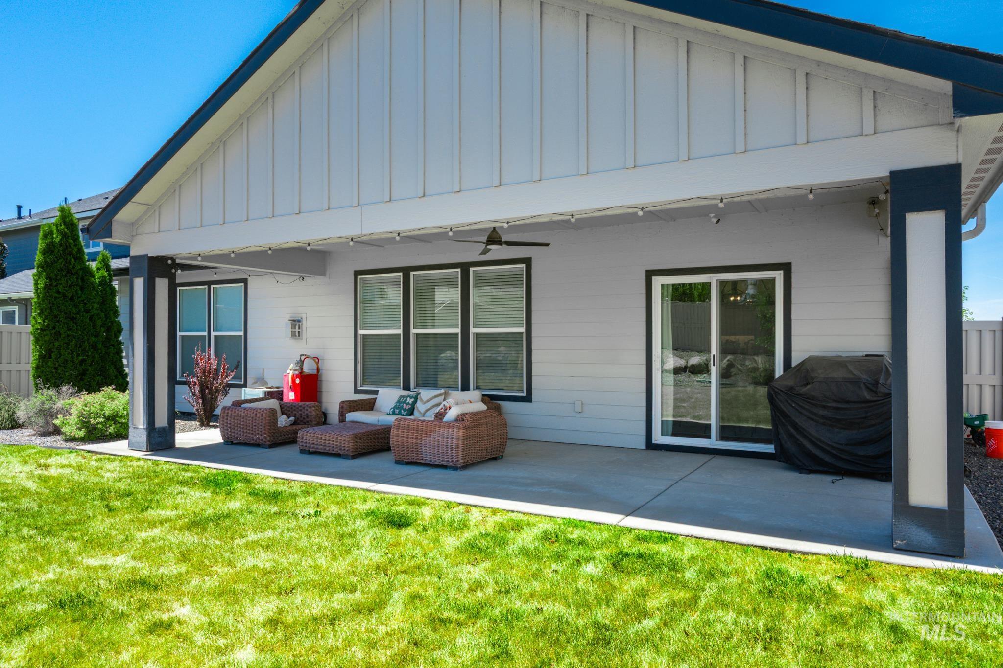 12112 S Culmen Way, Nampa, Idaho 83686-0000, 3 Bedrooms, 2.5 Bathrooms, Residential For Sale, Price $540,000,MLS 98990513