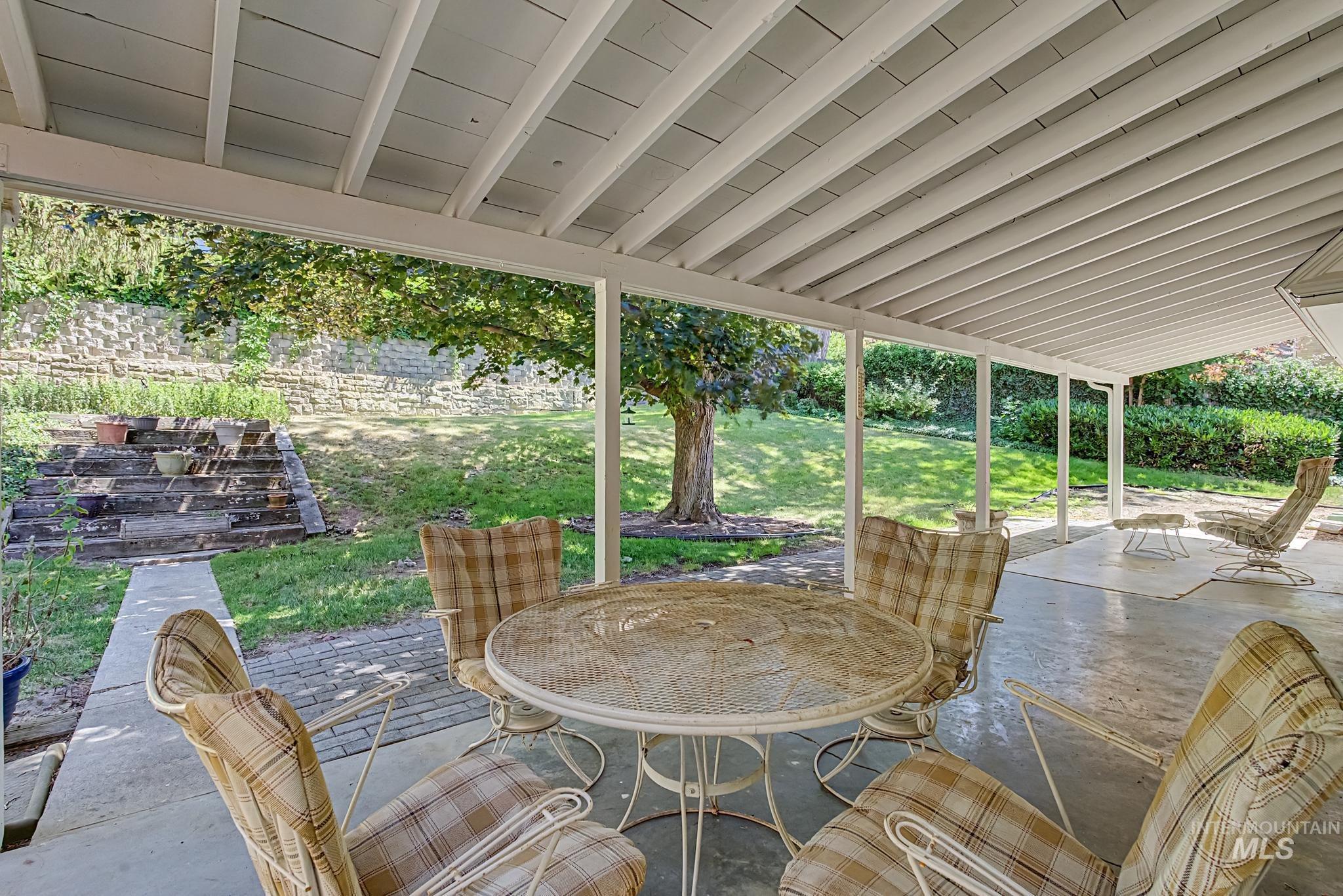 1001 W Highland View Dr., Boise, Idaho 83702, 4 Bedrooms, 2.5 Bathrooms, Residential For Sale, Price $795,000, 98990515