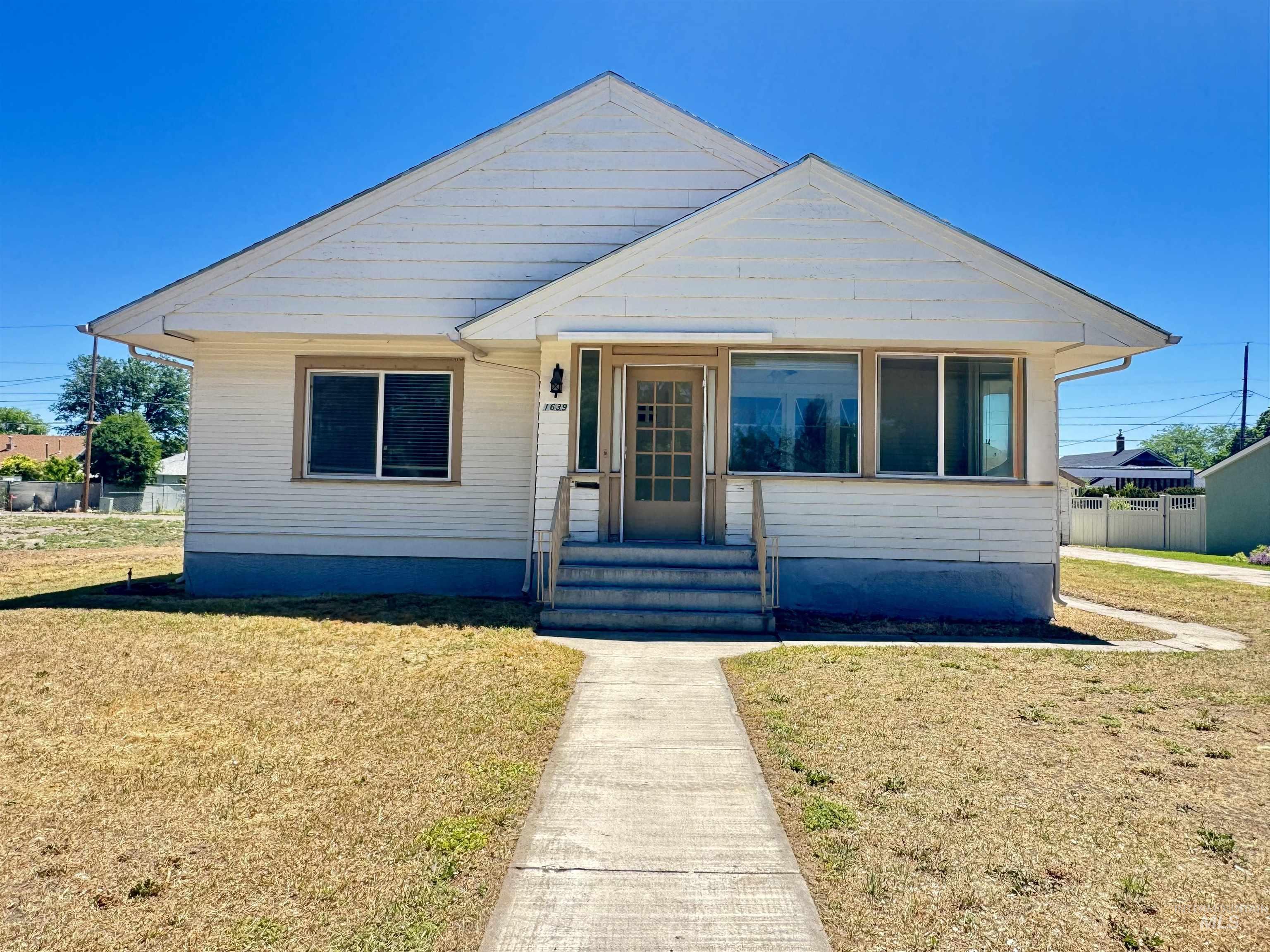 1639 Conant Ave, Burley, Idaho 83318, 4 Bedrooms, 1.5 Bathrooms, Residential For Sale, Price $295,000, 98990516