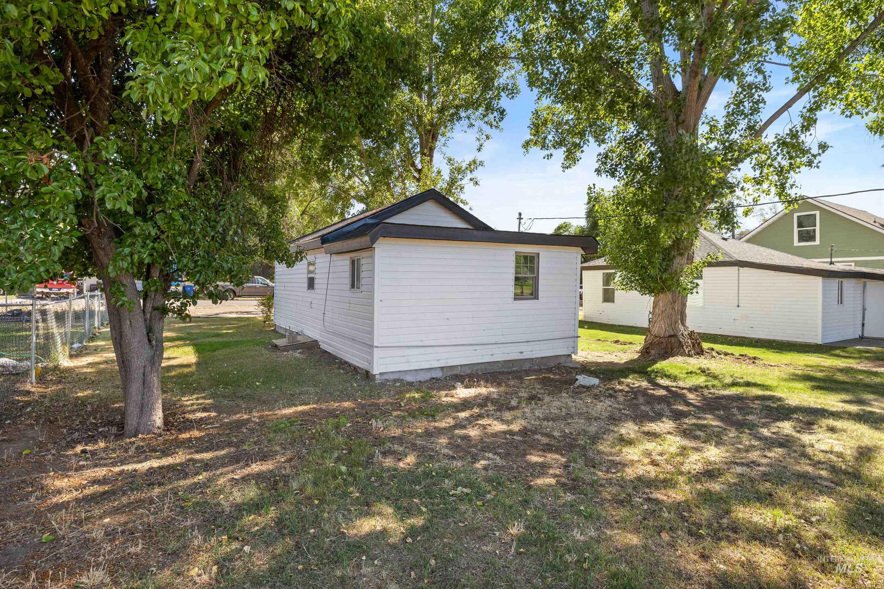 604 W Ave B, Jerome, Idaho 83338, 1 Bedroom, 1 Bathroom, Residential For Sale, Price $185,900, 98990517