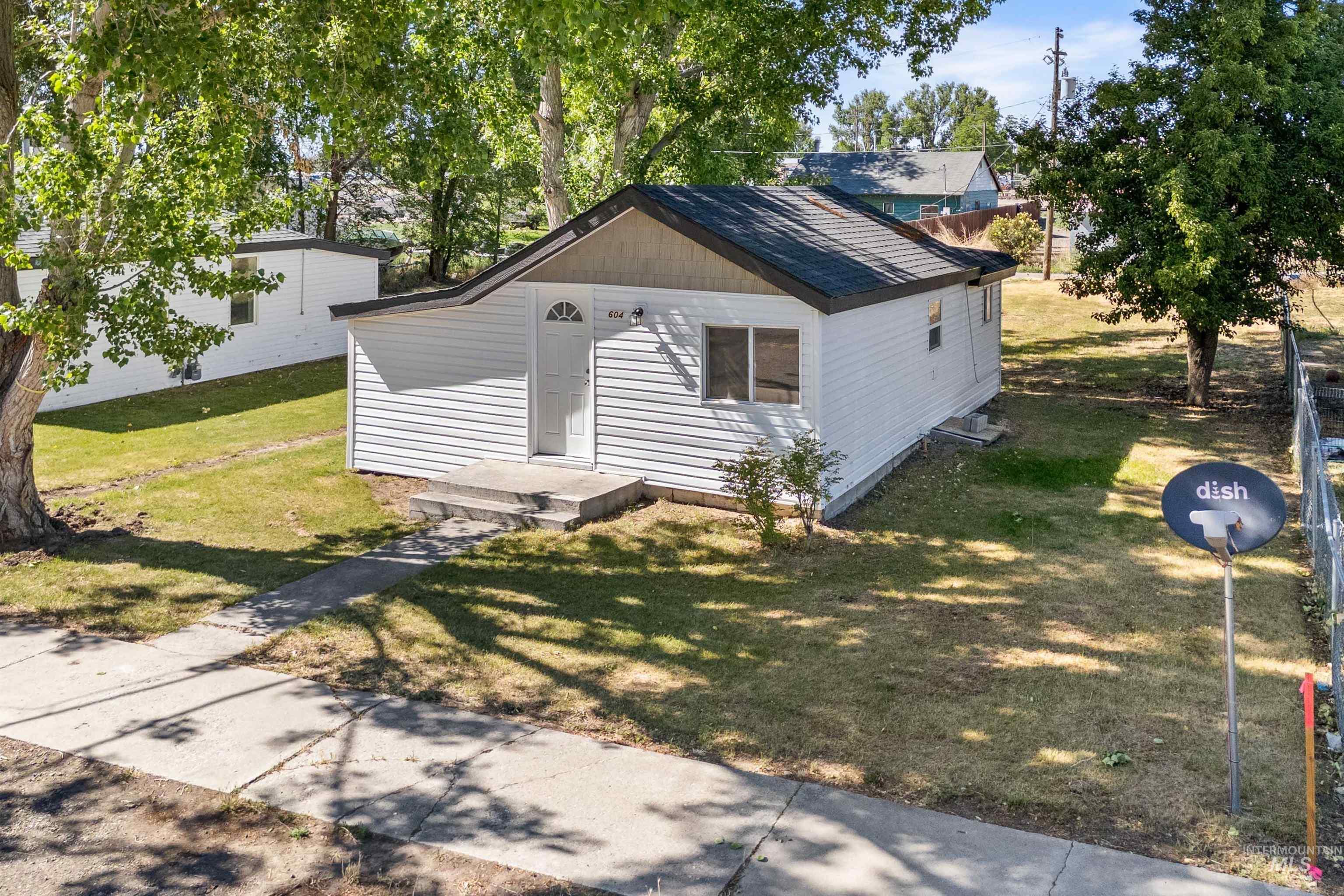 604 W Ave B, Jerome, Idaho 83338, 1 Bedroom, 1 Bathroom, Residential For Sale, Price $185,900, 98990517