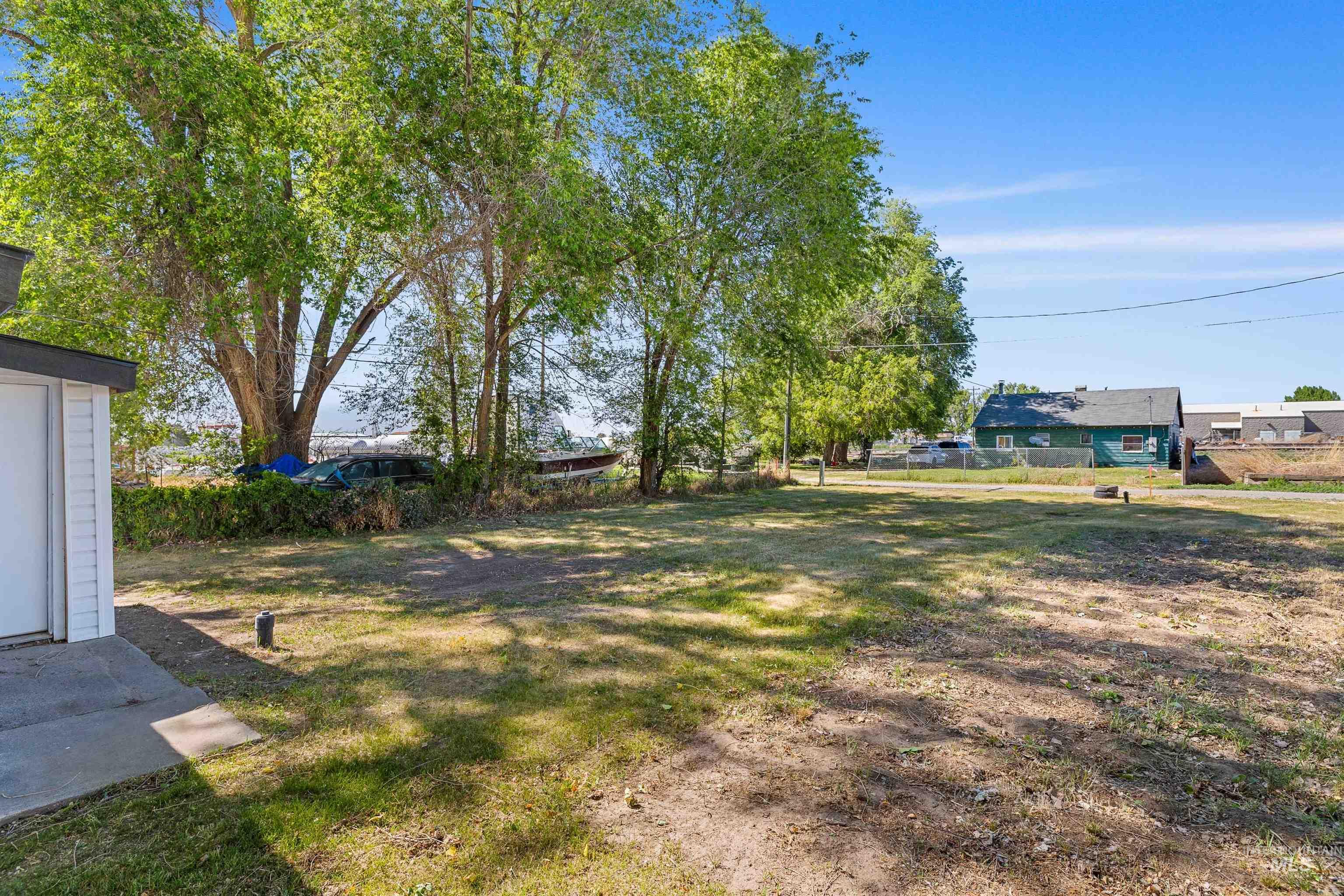 610 W Ave B, Jerome, Idaho 83338, 2 Bedrooms, 1 Bathroom, Residential For Sale, Price $198,900, 98990518
