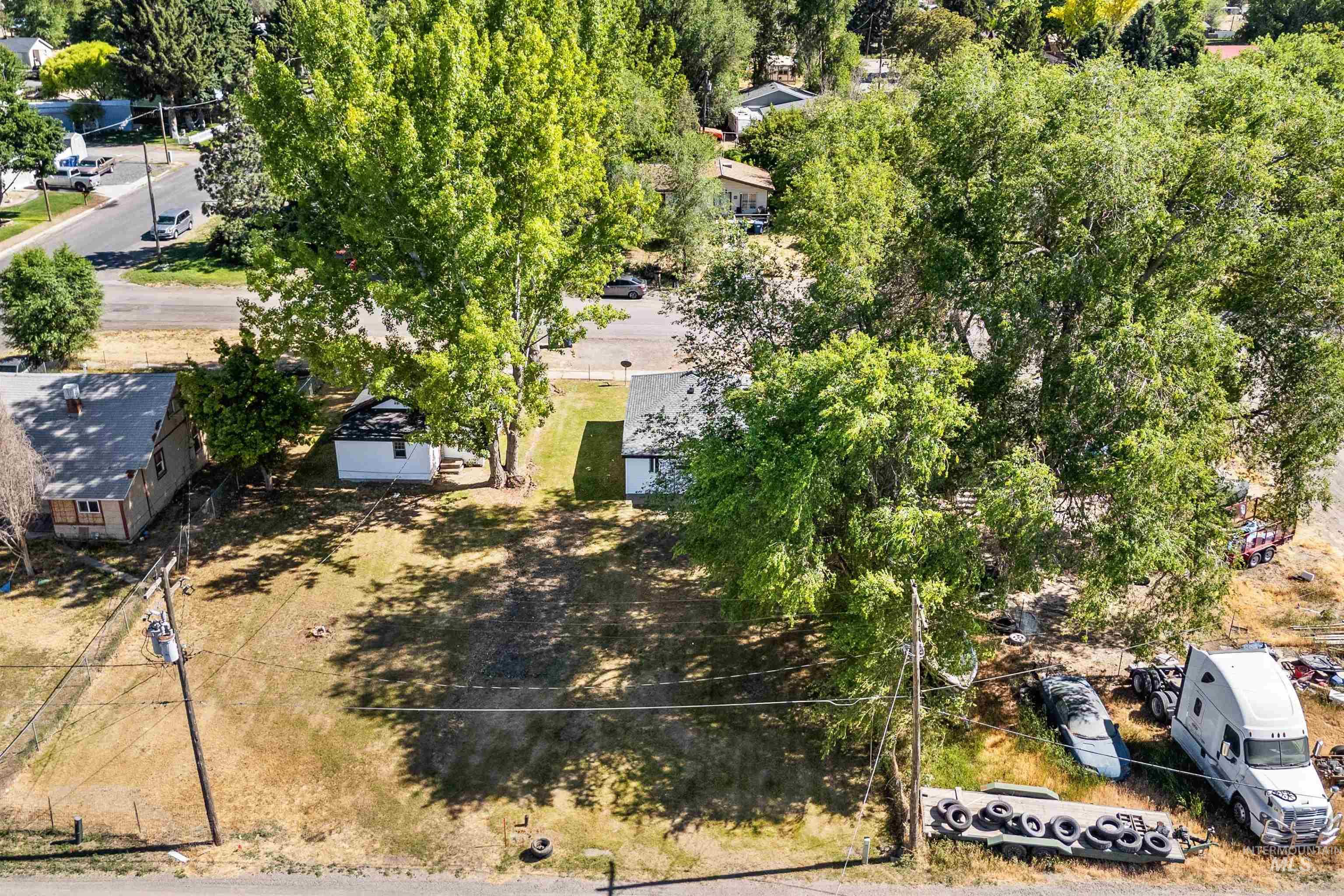 610 W Ave B, Jerome, Idaho 83338, 2 Bedrooms, 1 Bathroom, Residential For Sale, Price $198,900, 98990518