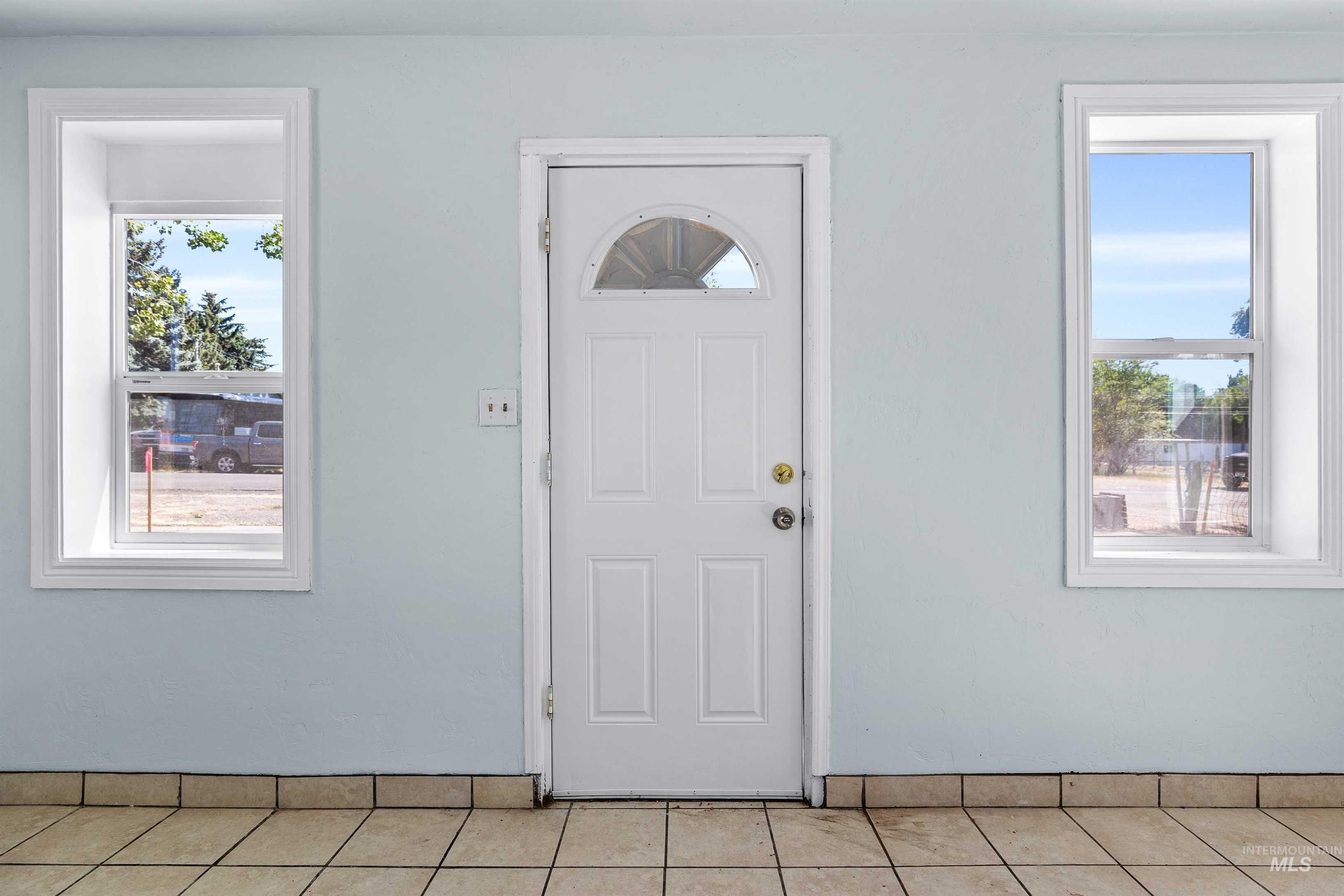 610 W Ave B, Jerome, Idaho 83338, 2 Bedrooms, 1 Bathroom, Residential For Sale, Price $198,900, 98990518