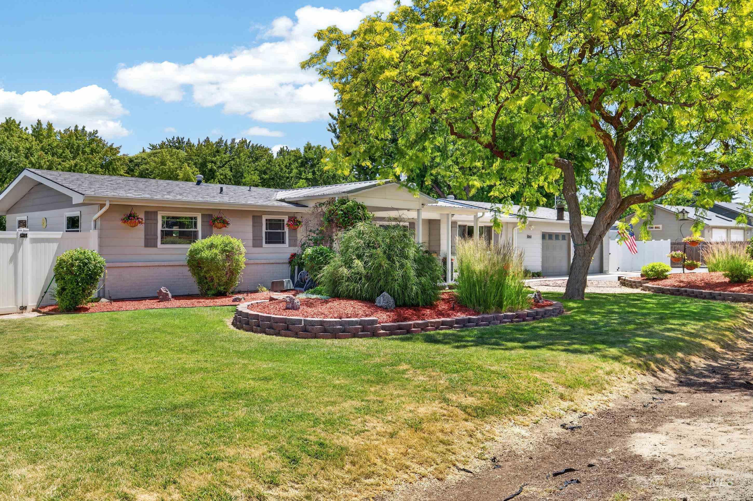 3060 Model Farm Dr, Meridian, Idaho 83642, 3 Bedrooms, 2 Bathrooms, Residential For Sale, Price $675,000, 98990519