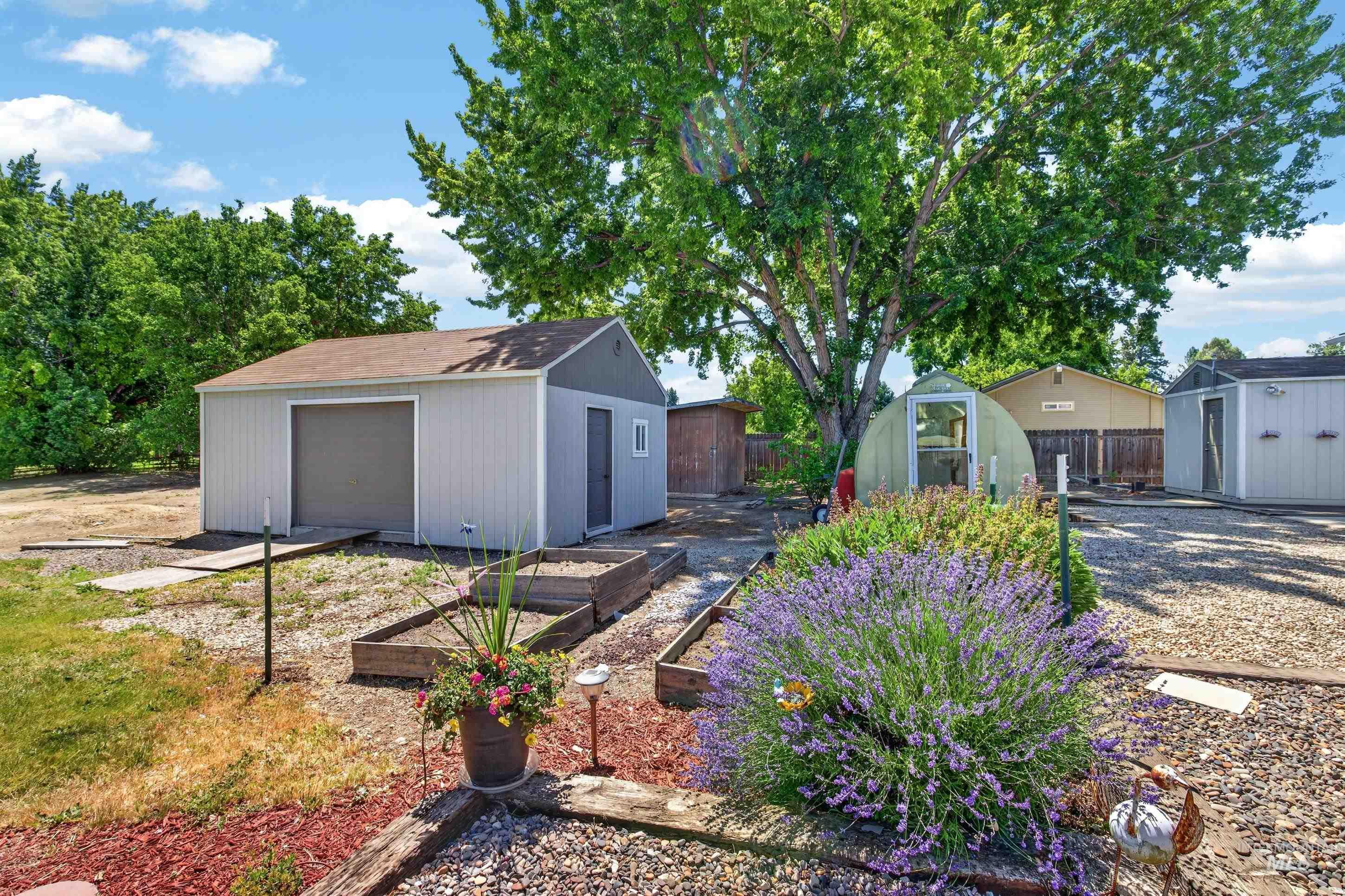 3060 Model Farm Dr, Meridian, Idaho 83642, 3 Bedrooms, 2 Bathrooms, Residential For Sale, Price $675,000, 98990519