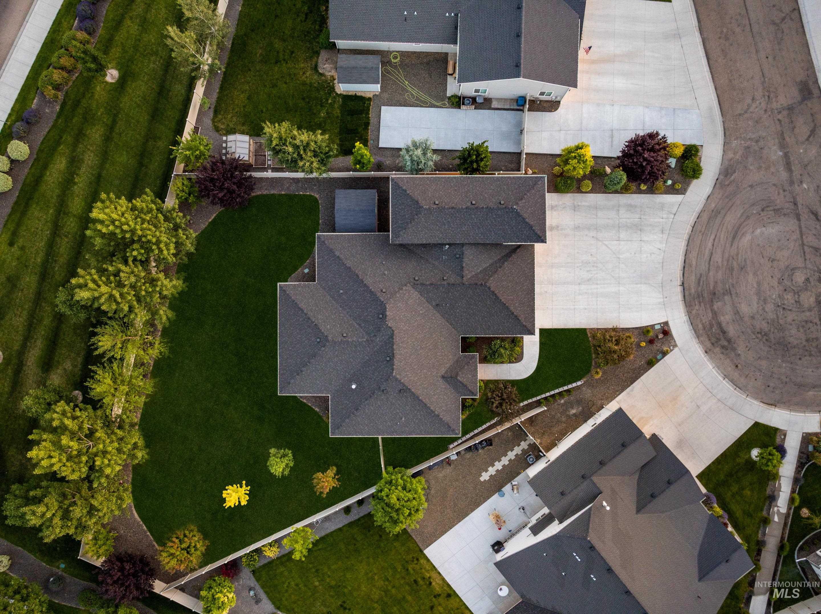 12045 Thames Court, Nampa, Idaho 83651, 3 Bedrooms, 2 Bathrooms, Residential For Sale, Price $669,900, 98990520