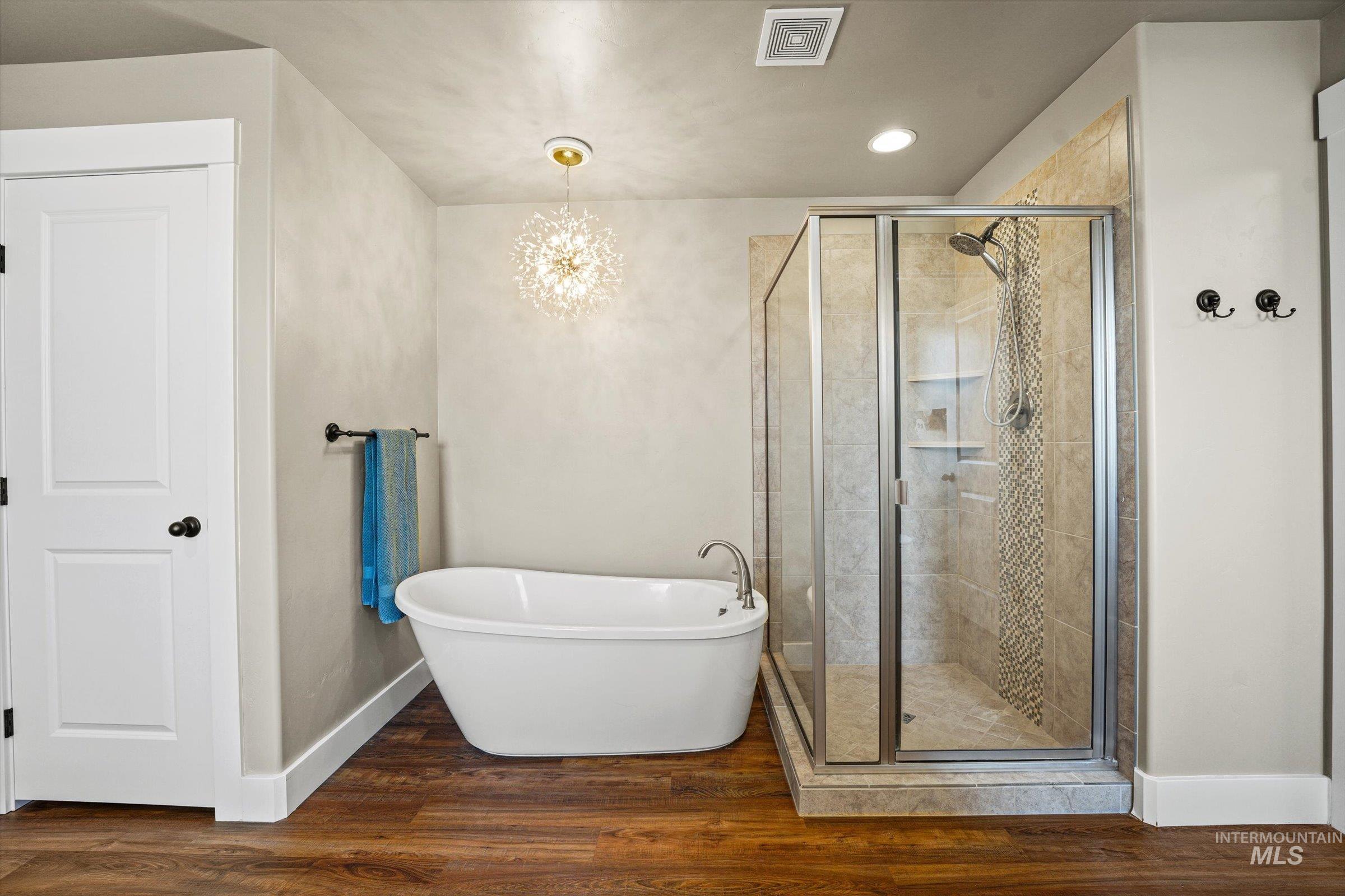 5697 W Kincreag St, Boise, Idaho 83714, 4 Bedrooms, 3 Bathrooms, Residential For Sale, Price $749,900, 98990521