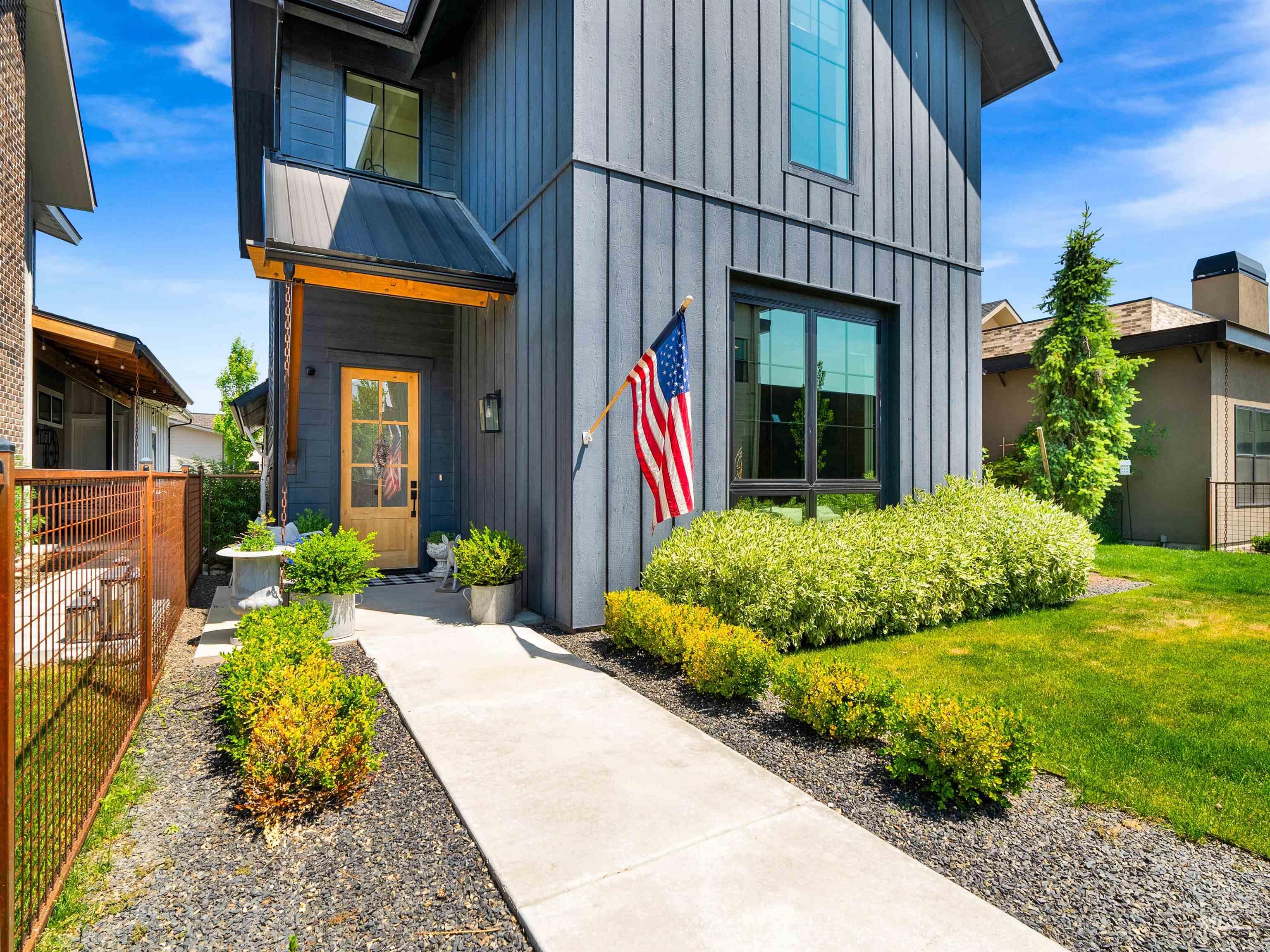2490 W Rustic Forge St, Eagle, Idaho 83616, 3 Bedrooms, 2.5 Bathrooms, Residential For Sale, Price $930,000,MLS 98990522