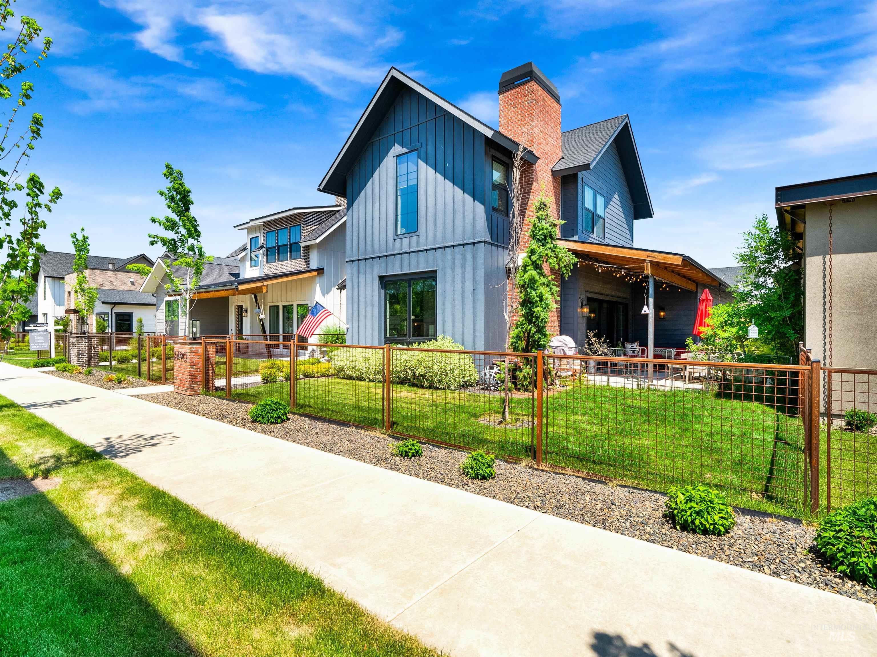 2490 W Rustic Forge St, Eagle, Idaho 83616, 3 Bedrooms, 2.5 Bathrooms, Residential For Sale, Price $930,000,MLS 98990522