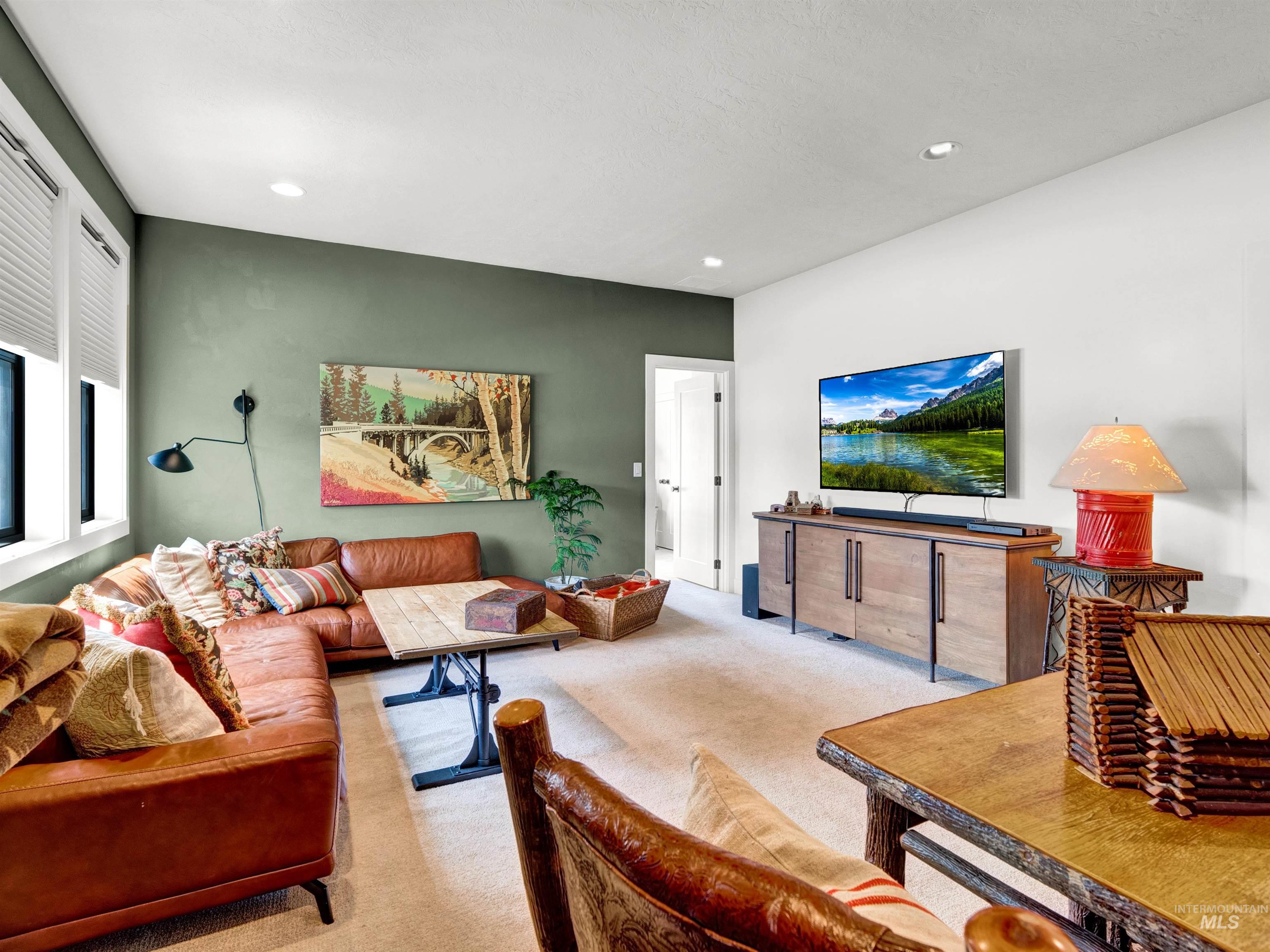 2490 W Rustic Forge St, Eagle, Idaho 83616, 3 Bedrooms, 2.5 Bathrooms, Residential For Sale, Price $914,900, 98990522