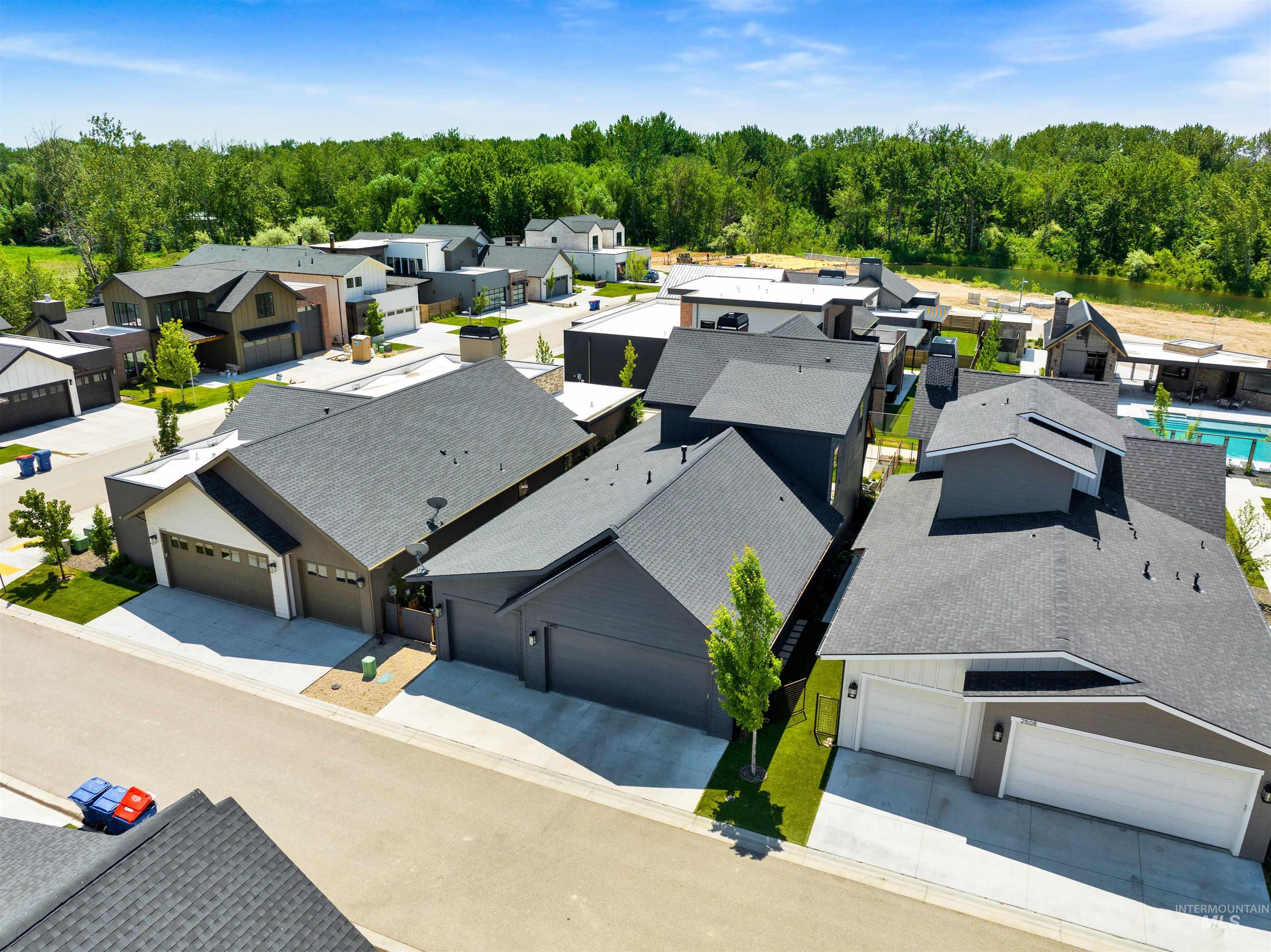 2490 W Rustic Forge St, Eagle, Idaho 83616, 3 Bedrooms, 2.5 Bathrooms, Residential For Sale, Price $914,900, 98990522
