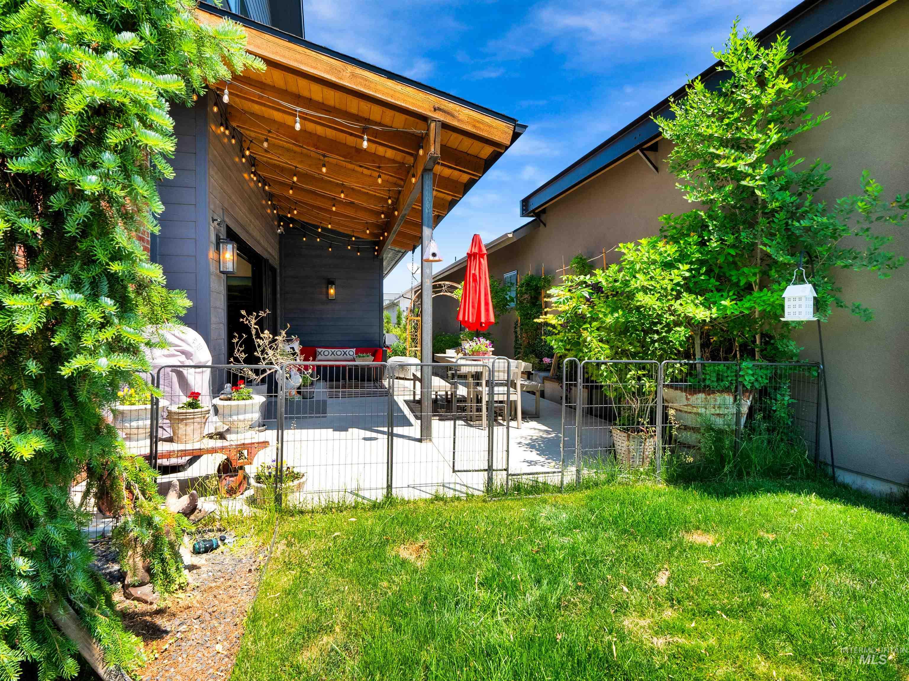 2490 W Rustic Forge St, Eagle, Idaho 83616, 3 Bedrooms, 2.5 Bathrooms, Residential For Sale, Price $930,000,MLS 98990522