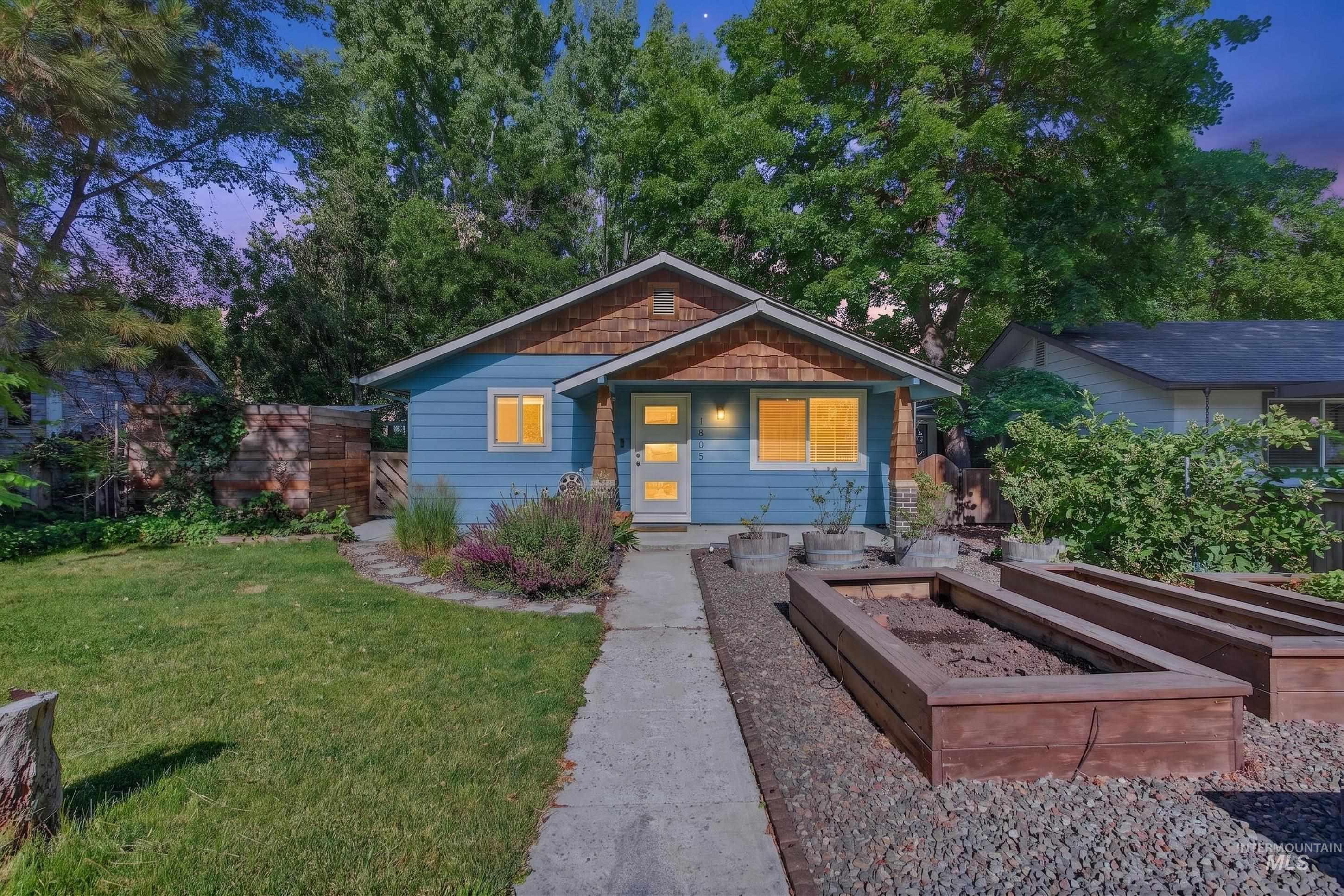 1805 N 28th, Boise, Idaho 83703-5908, 3 Bedrooms, 2 Bathrooms, Residential For Sale, Price $649,000,MLS 98990524