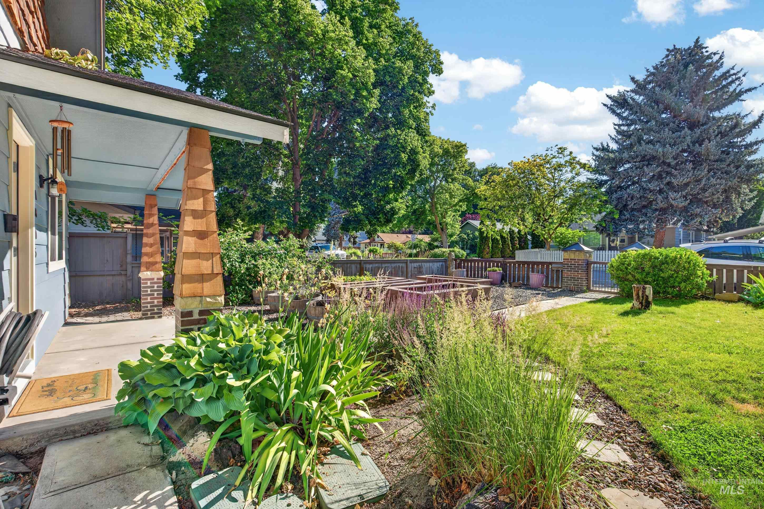 1805 N 28th, Boise, Idaho 83703-5908, 3 Bedrooms, 2 Bathrooms, Residential For Sale, Price $649,000, 98990524