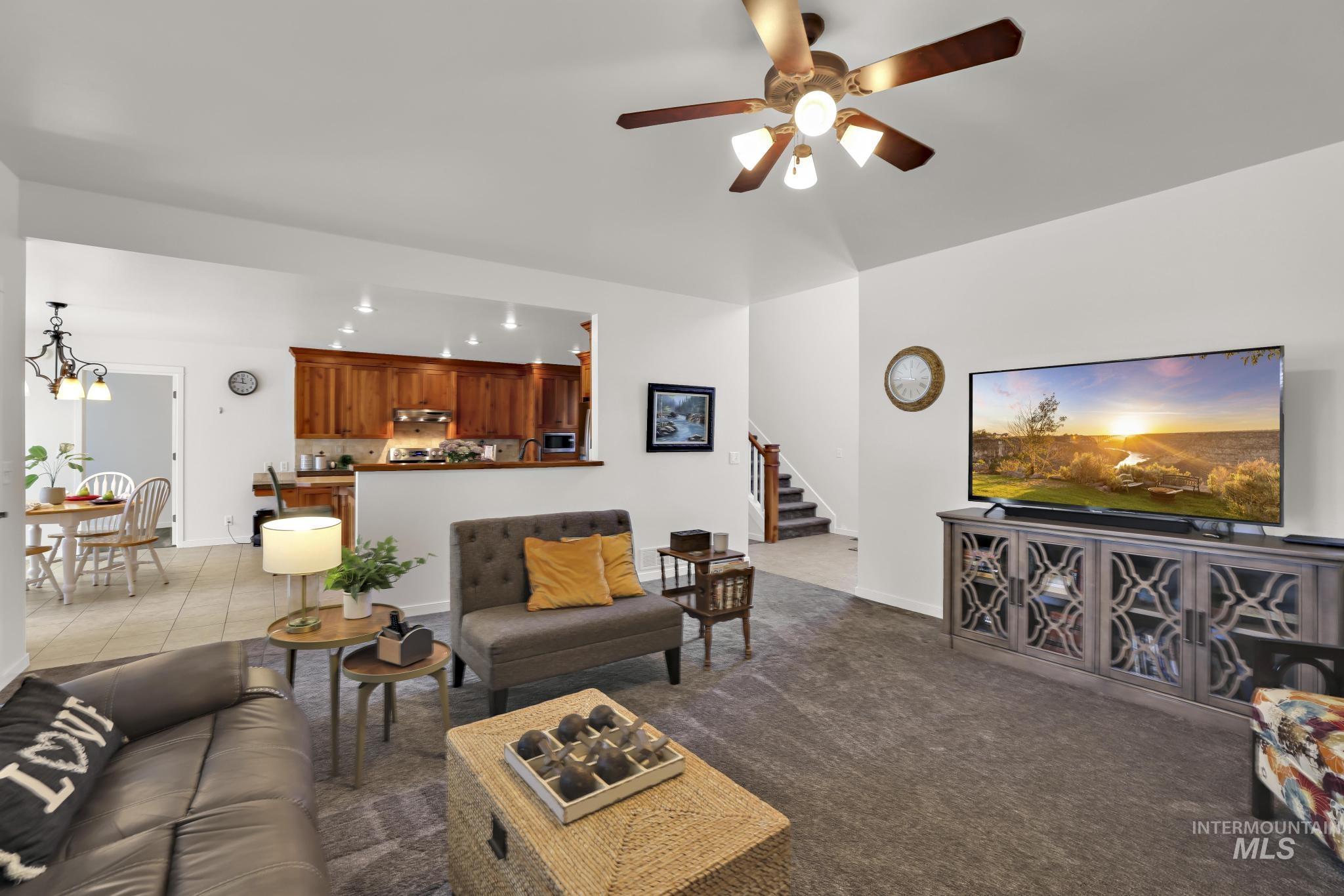 663 Cento Ct, Twin Falls, Idaho 83301-3457, 4 Bedrooms, 3 Bathrooms, Residential For Sale, Price $599,900, 98990526