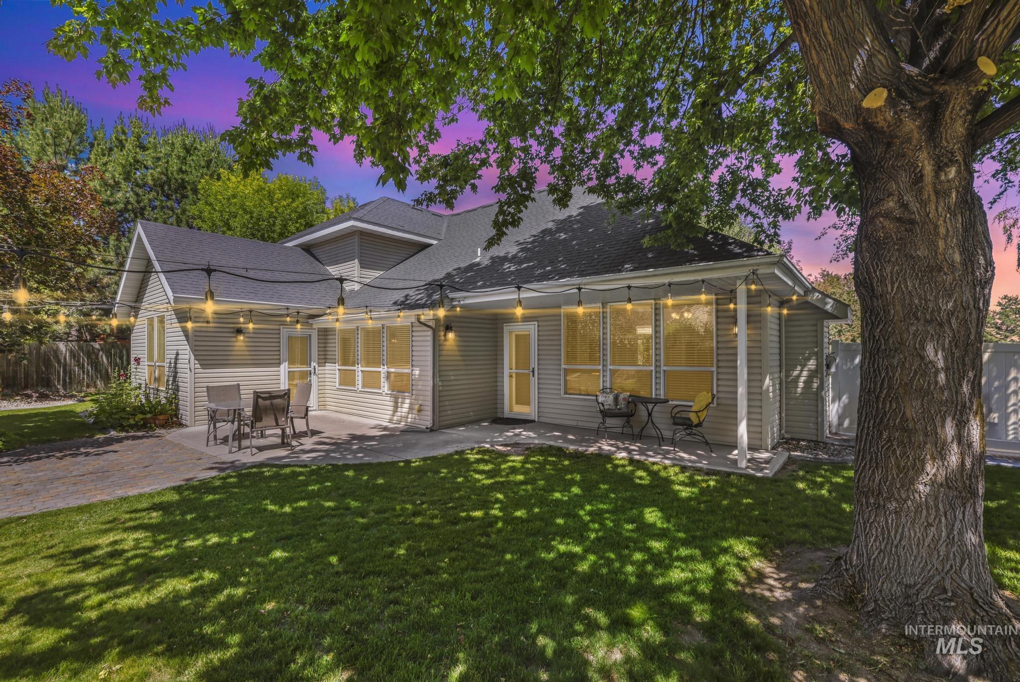 663 Cento Ct, Twin Falls, Idaho 83301-3457, 4 Bedrooms, 3 Bathrooms, Residential For Sale, Price $599,900, 98990526