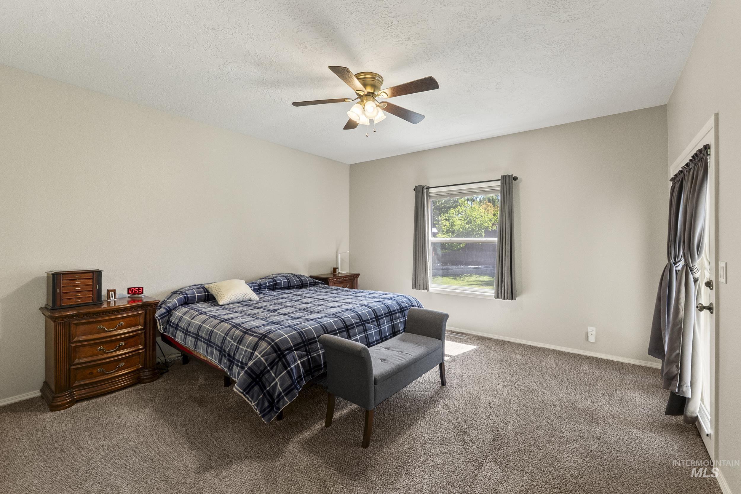 1712 N Eagle Creek Way, Eagle, Idaho 83616, 3 Bedrooms, 2 Bathrooms, Residential For Sale, Price $520,000,MLS 98990528