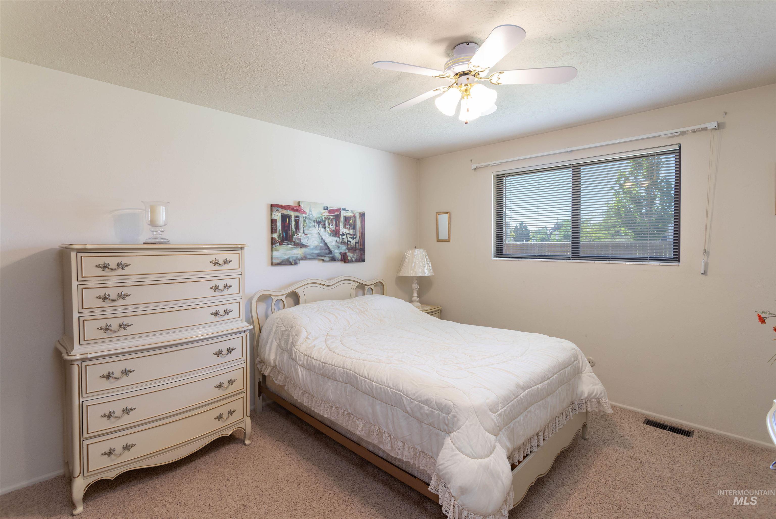 8321 W Westchester Ave, Boise, Idaho 83704, 5 Bedrooms, 2 Bathrooms, Residential For Sale, Price $509,900,MLS 98990529