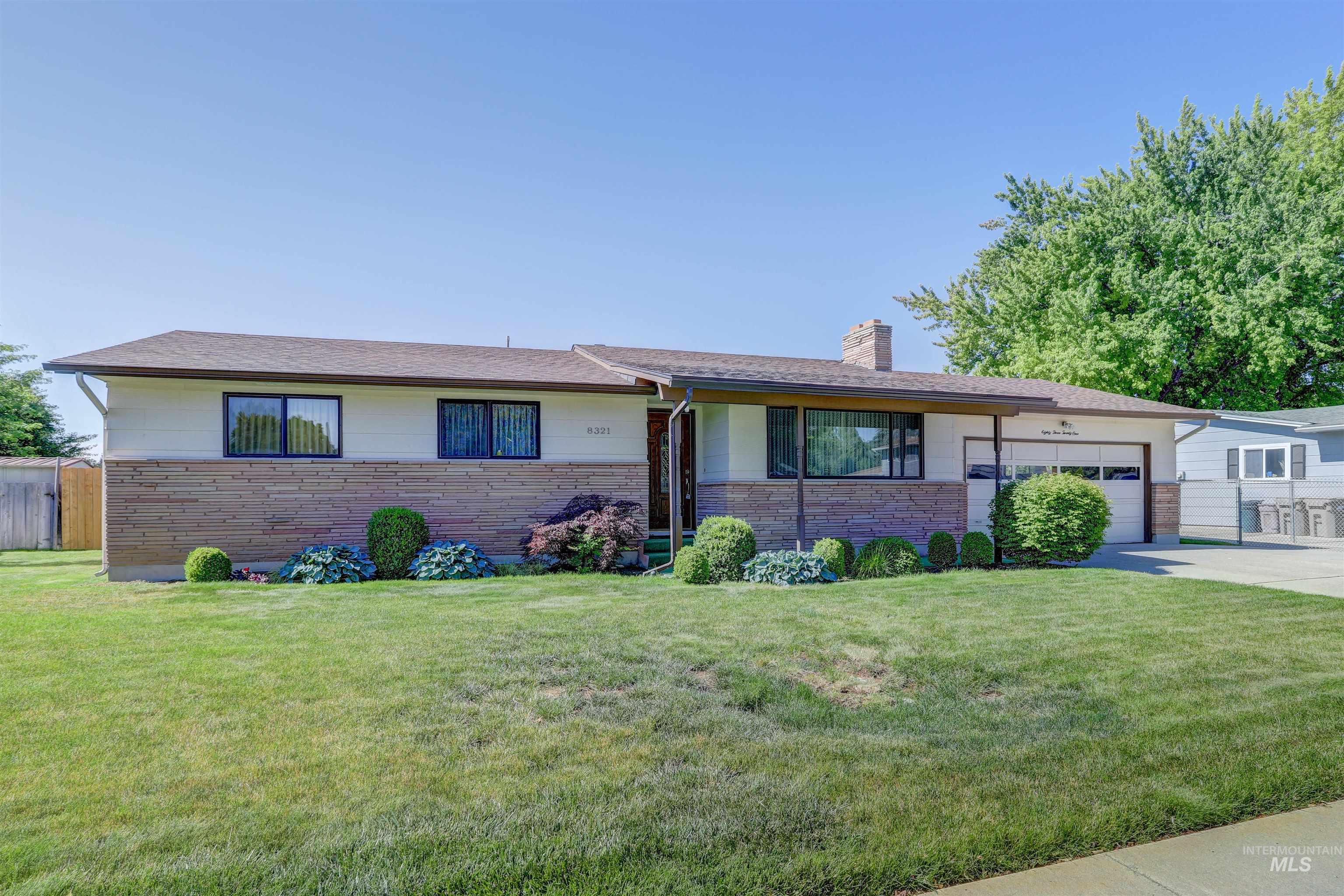 8321 W Westchester Ave, Boise, Idaho 83704, 5 Bedrooms, 2 Bathrooms, Residential For Sale, Price $509,900,MLS 98990529