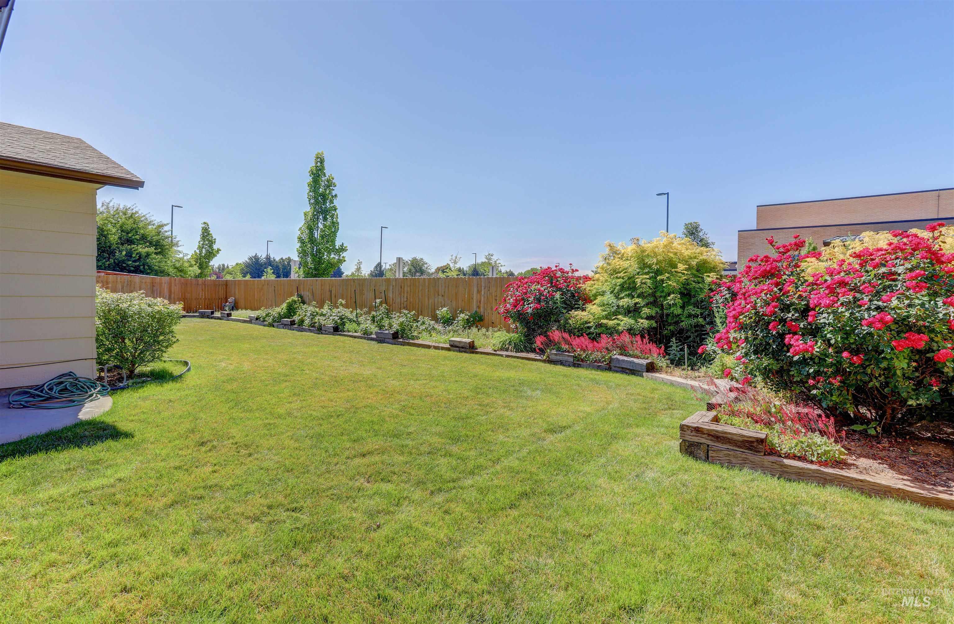 8321 W Westchester Ave, Boise, Idaho 83704, 5 Bedrooms, 2 Bathrooms, Residential For Sale, Price $509,900,MLS 98990529