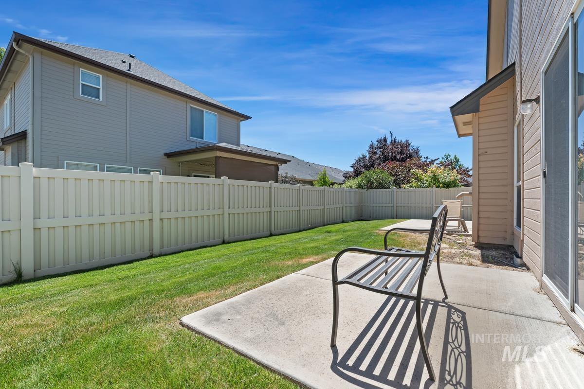 2946 N Christian Way, Meridian, Idaho 83646, 3 Bedrooms, 2.5 Bathrooms, Residential For Sale, Price $499,900,MLS 98990530