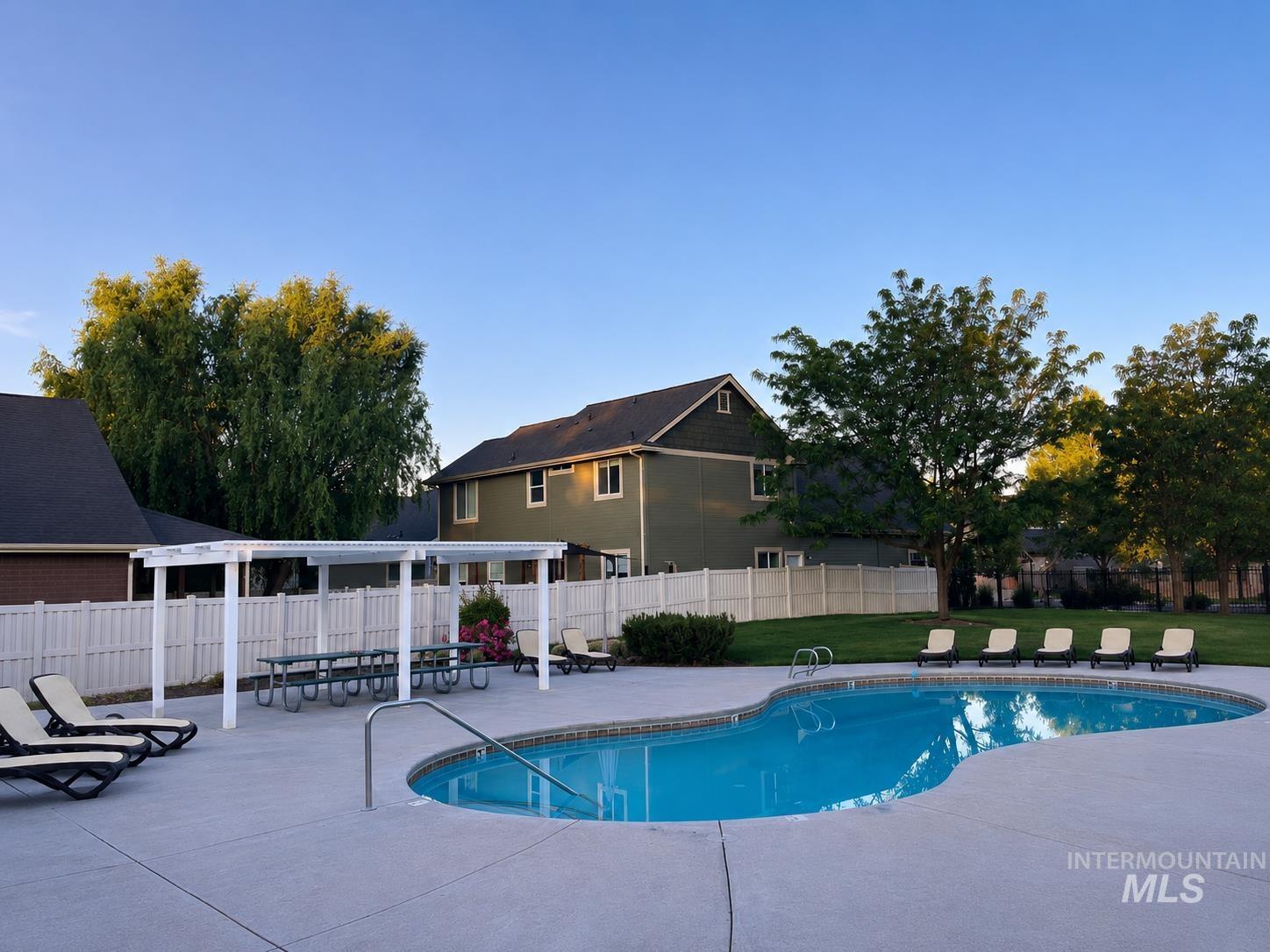 2946 N Christian Way, Meridian, Idaho 83646, 3 Bedrooms, 2.5 Bathrooms, Residential For Sale, Price $479,900,MLS 98990530