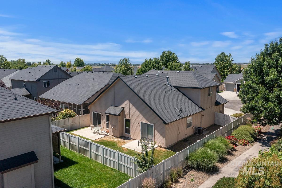 2946 N Christian Way, Meridian, Idaho 83646, 3 Bedrooms, 2.5 Bathrooms, Residential For Sale, Price $499,900,MLS 98990530