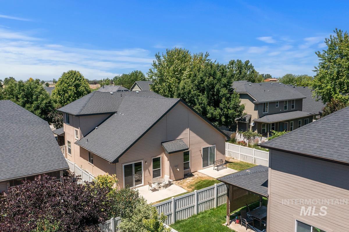 2946 N Christian Way, Meridian, Idaho 83646, 3 Bedrooms, 2.5 Bathrooms, Residential For Sale, Price $479,900,MLS 98990530