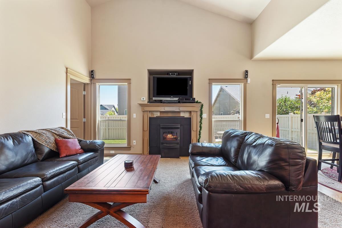2946 N Christian Way, Meridian, Idaho 83646, 3 Bedrooms, 2.5 Bathrooms, Residential For Sale, Price $499,900,MLS 98990530