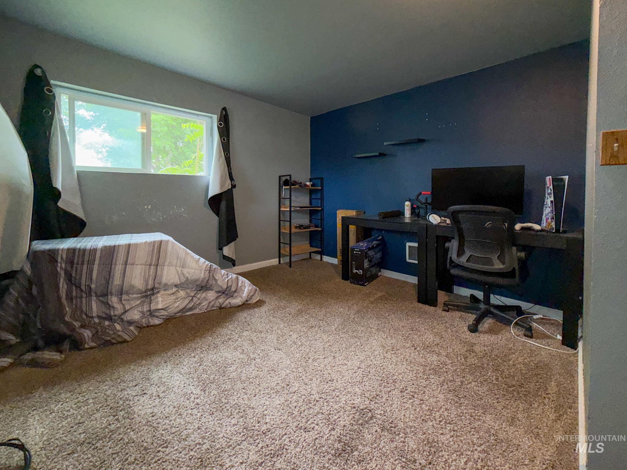 723 E 14th St, Burley, Idaho 83318, 2 Bedrooms, 1 Bathroom, Residential For Sale, Price $245,000,MLS 98990535