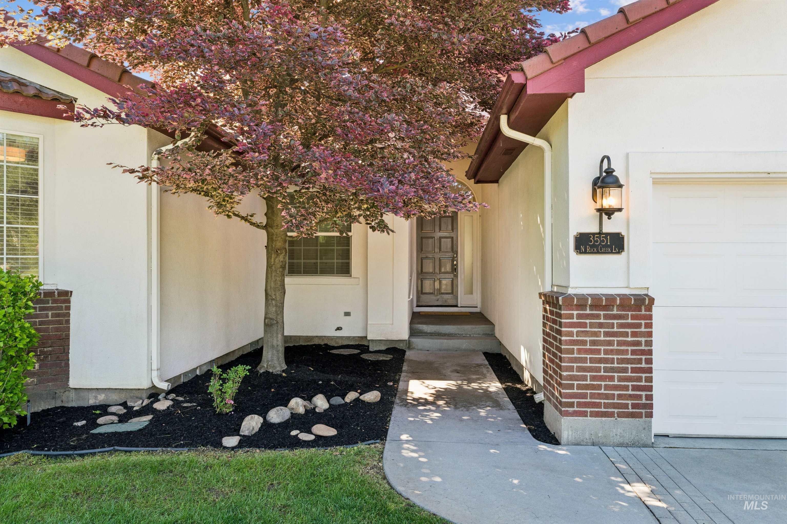 3551 N Rock Creek Lane, Garden City, Idaho 83703, 3 Bedrooms, 2 Bathrooms, Residential For Sale, Price $685,000,MLS 98990537