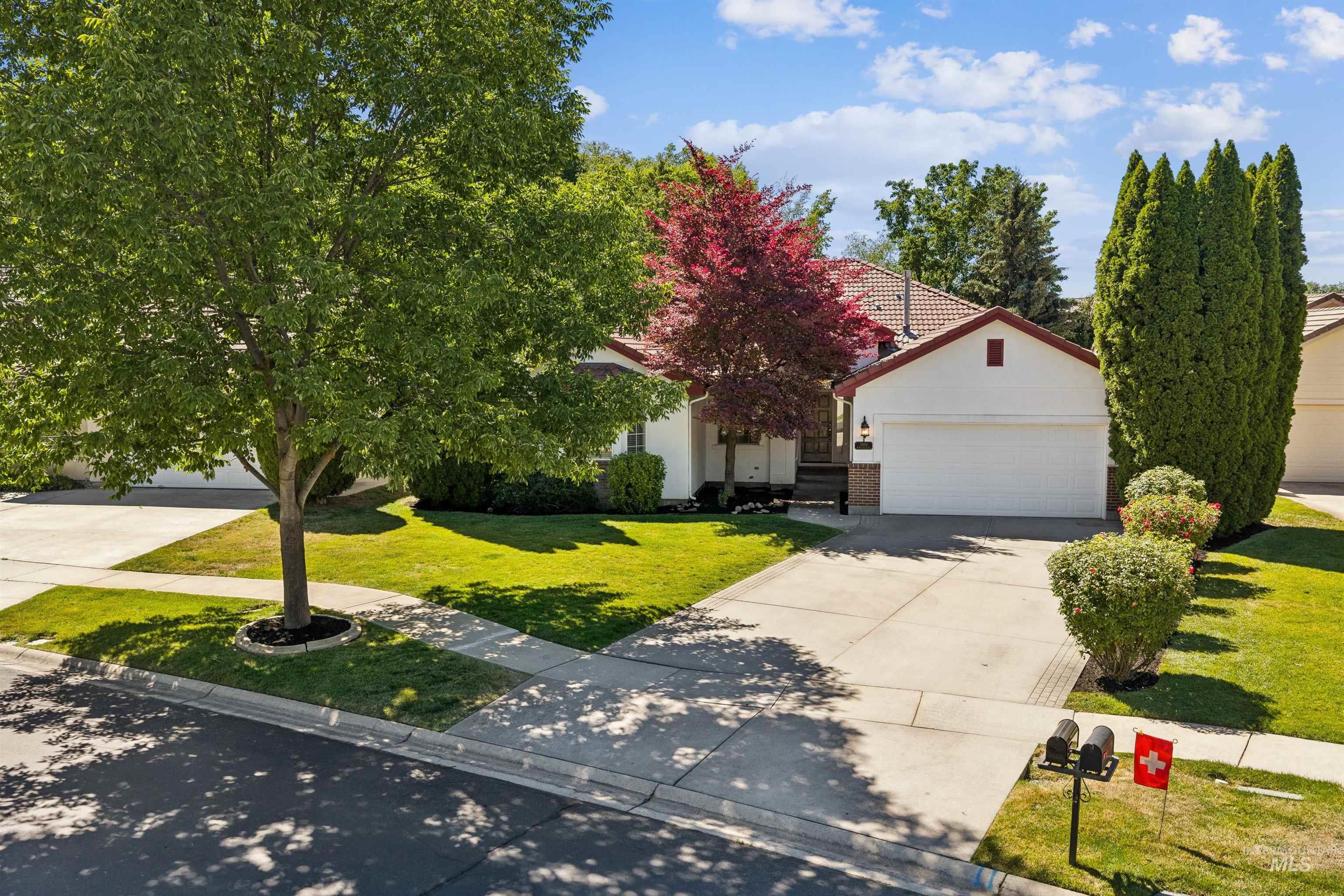 3551 N Rock Creek Lane, Garden City, Idaho 83703, 3 Bedrooms, 2 Bathrooms, Residential For Sale, Price $685,000,MLS 98990537