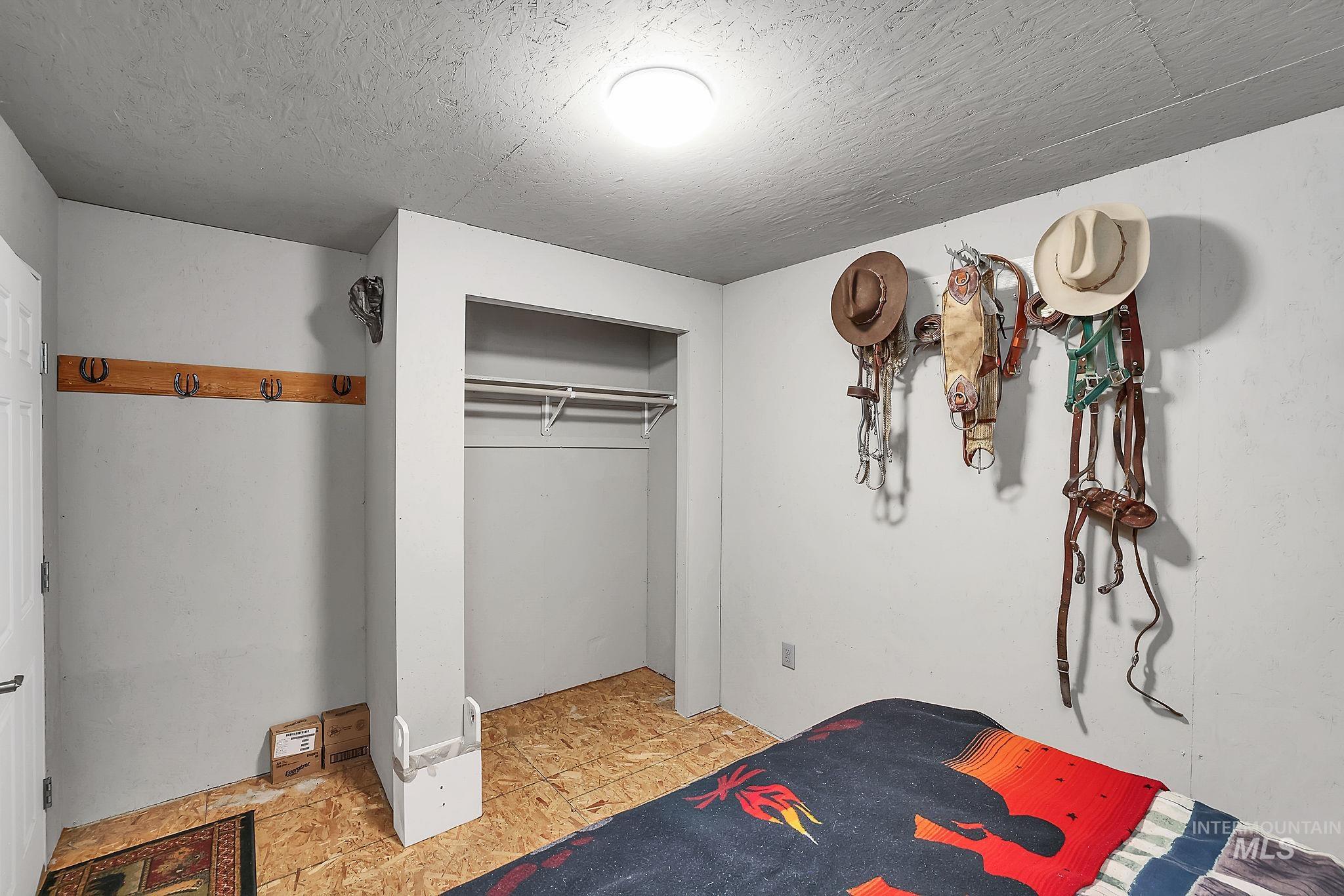 12868 Hereford Rd, Donnelly, Idaho 83615, 1 Bedroom, 1 Bathroom, Residential For Sale, Price $369,000,MLS 98990540