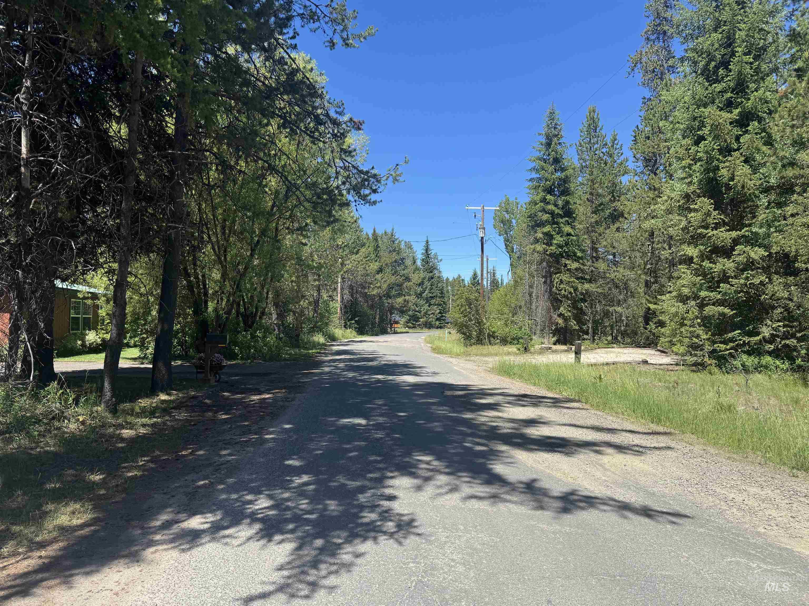 12868 Hereford Rd, Donnelly, Idaho 83615, 1 Bedroom, 1 Bathroom, Residential For Sale, Price $369,000,MLS 98990540