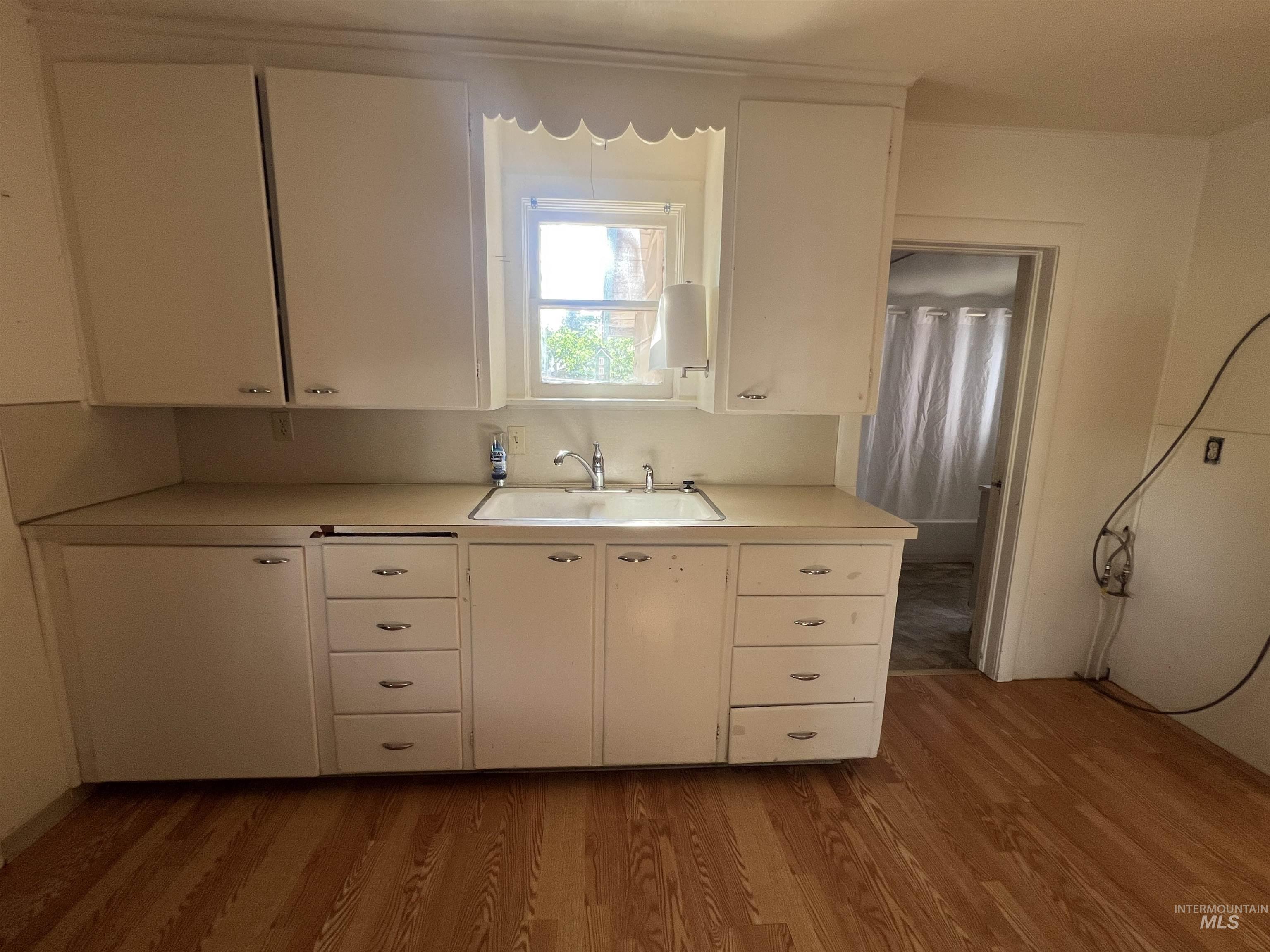 1124 Benjamin Street, Clarkston, Washington 99403, 2 Bedrooms, 1 Bathroom, Residential For Sale, Price $165,000, 98990541