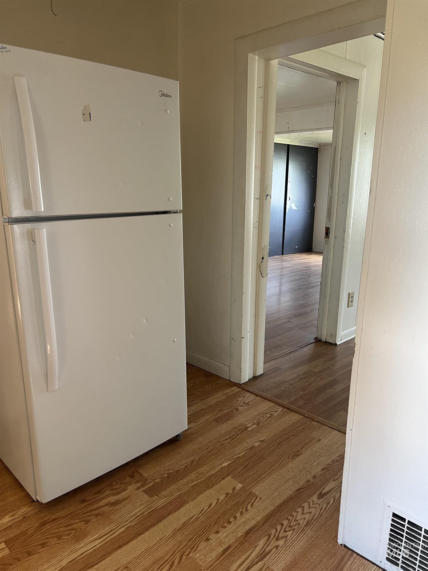 1124 Benjamin Street, Clarkston, Washington 99403, 2 Bedrooms, 1 Bathroom, Residential For Sale, Price $165,000, 98990541