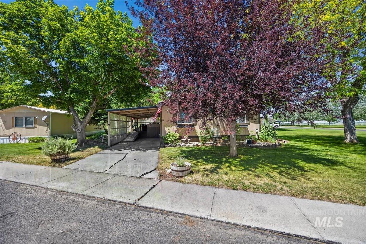 333 Rock Creek Rd N, Hansen, Idaho 83334, 3 Bedrooms, 2 Bathrooms, Residential For Sale, Price $210,000,MLS 98990542