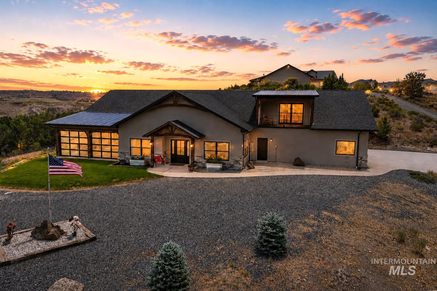 4522 Snake River Mesa Rd, Buhl, Idaho 83316-5146, 3 Bedrooms, 3 Bathrooms, Residential For Sale, Price $875,000,MLS 98990545