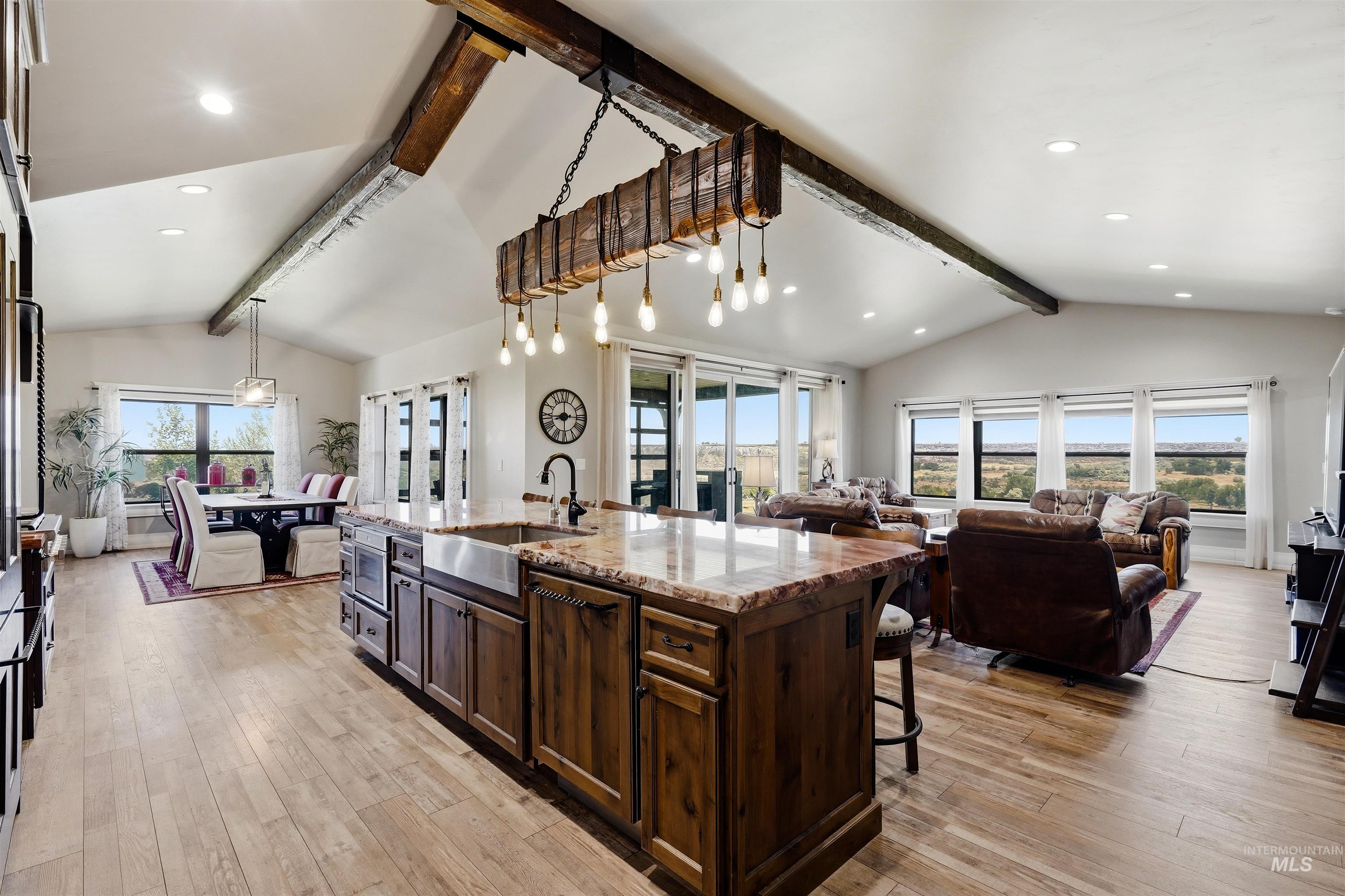 4522 Snake River Mesa Rd, Buhl, Idaho 83316-5146, 3 Bedrooms, 3 Bathrooms, Residential For Sale, Price $875,000,MLS 98990545
