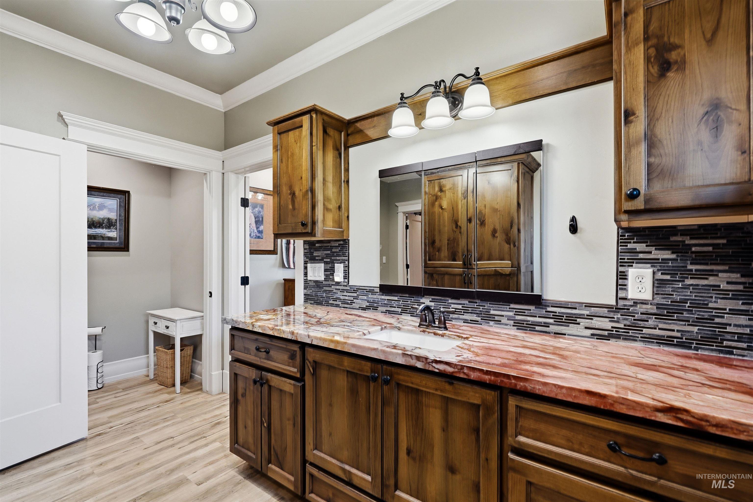4522 Snake River Mesa Rd, Buhl, Idaho 83316-5146, 3 Bedrooms, 3 Bathrooms, Residential For Sale, Price $875,000,MLS 98990545